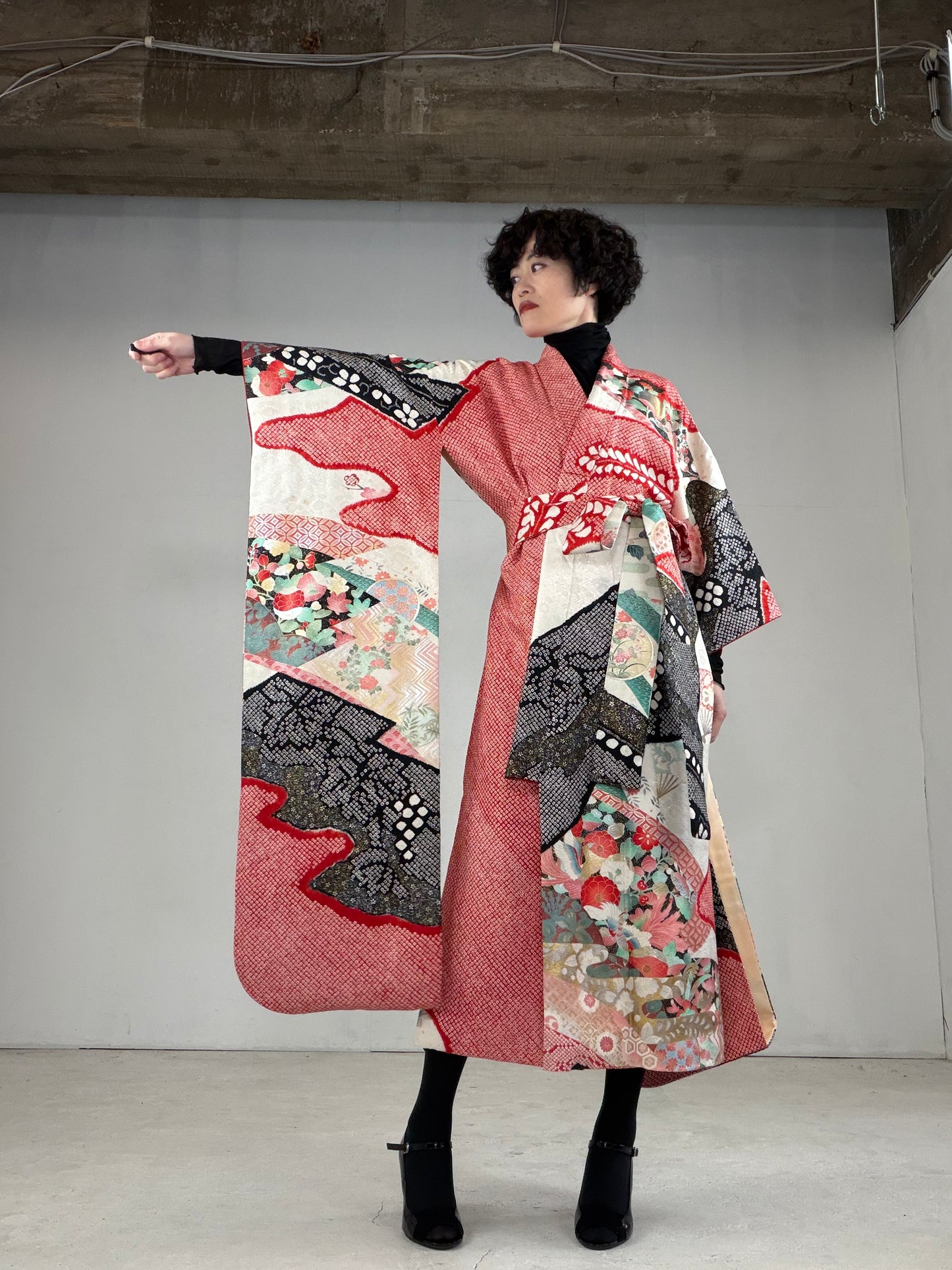 Furisode Kimono Dress Gown with String Belt – Upcycled from Vintage Japanese Kimono "DRE016
