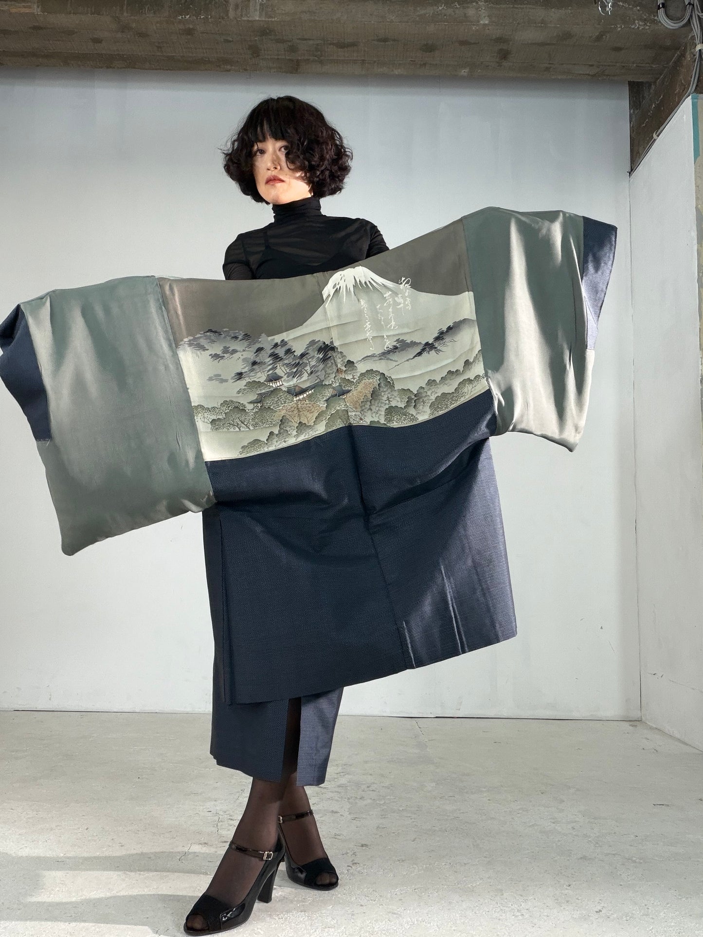 Vintage Tsumugi Haori & Kimono Skirt Set "AIC004" — Upcycled from Japanese Kimono