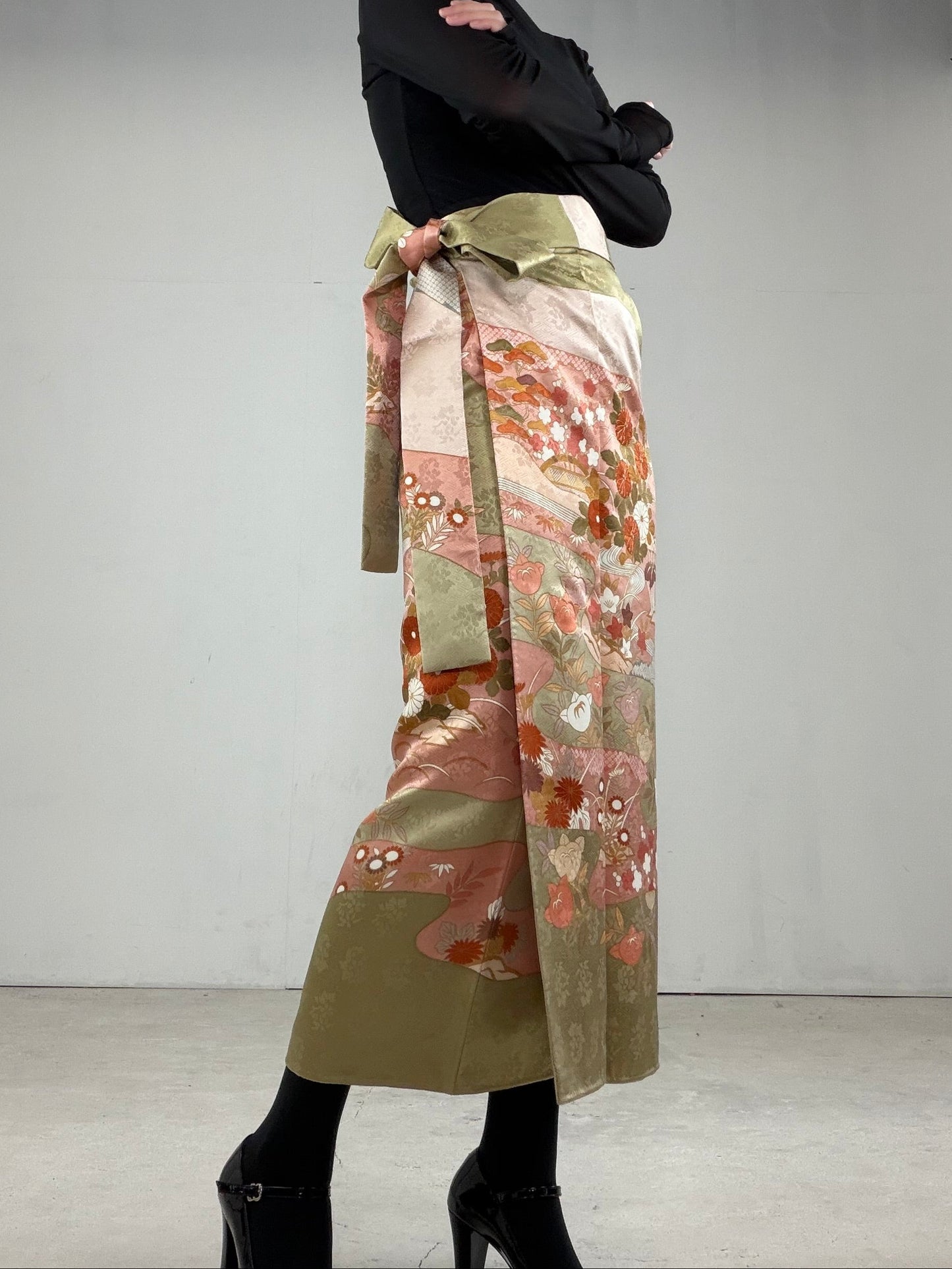 IROTOME SKIRT UPCYCLED FROM JAPANESE KIMONO "IRO114"
