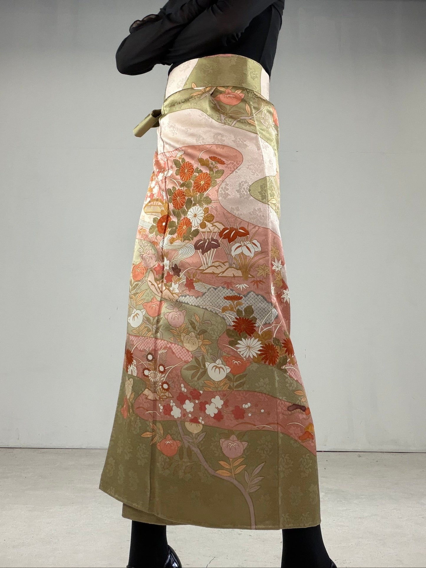 IROTOME SKIRT UPCYCLED FROM JAPANESE KIMONO "IRO114"