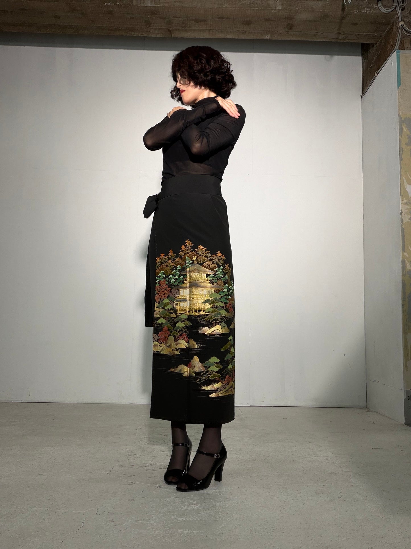 EDO-ZUMA SKIRT UPCYCLED FROM JAPANESE KIMONO "EDO060"