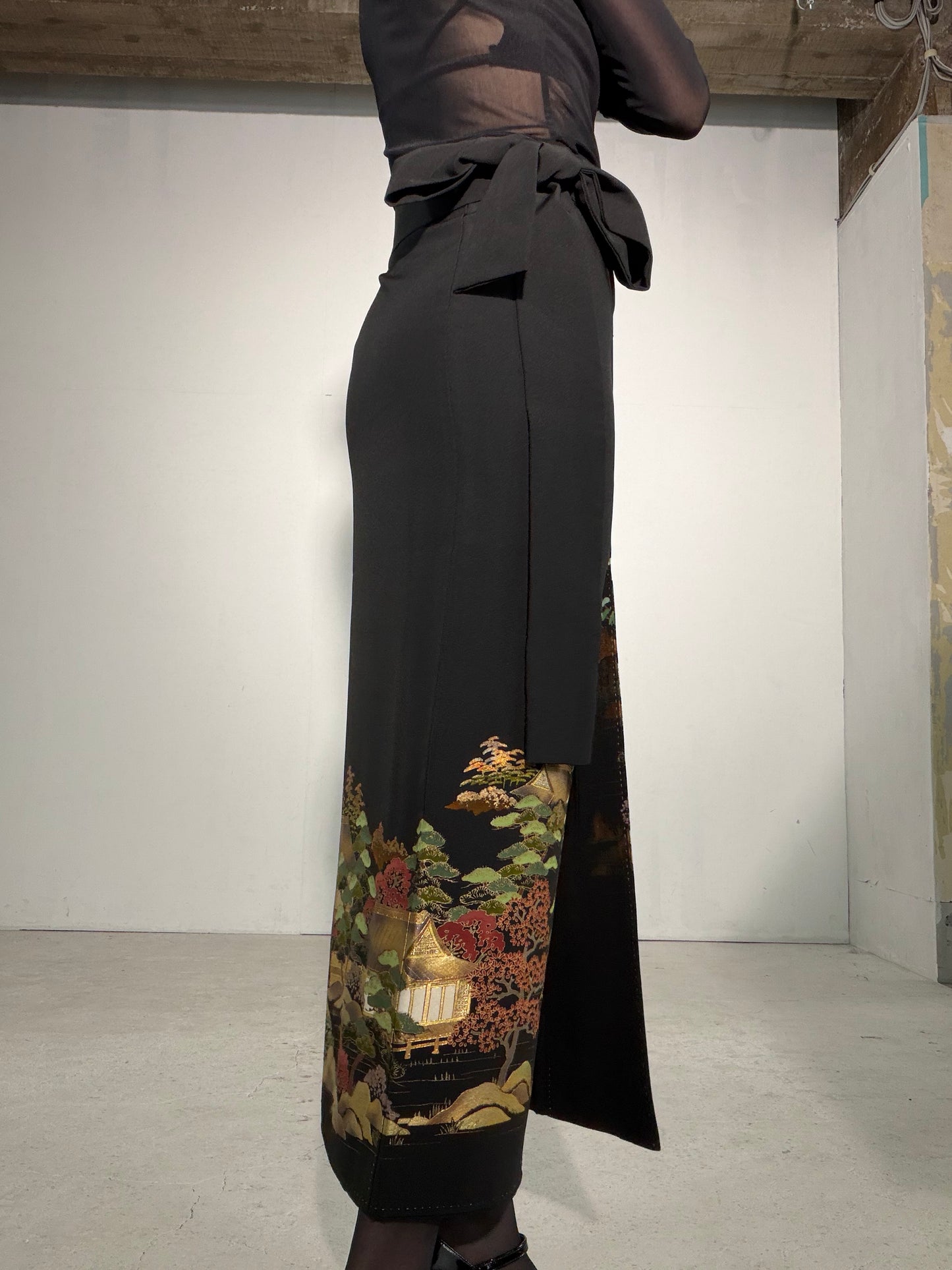 EDO-ZUMA SKIRT UPCYCLED FROM JAPANESE KIMONO "EDO060"