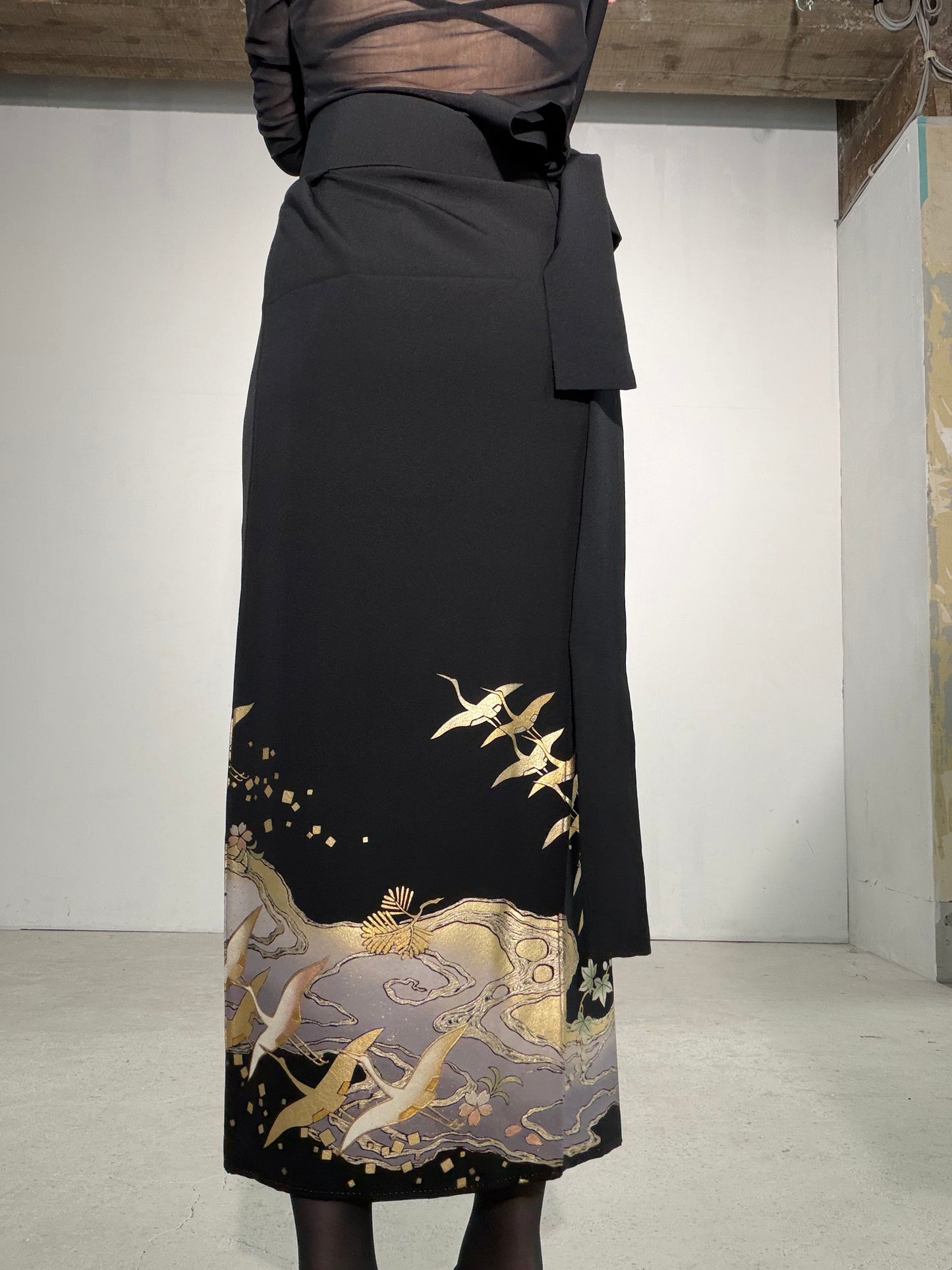 EDO-ZUMA SKIRT UPCYCLED FROM JAPANESE KIMONO "EDO059"