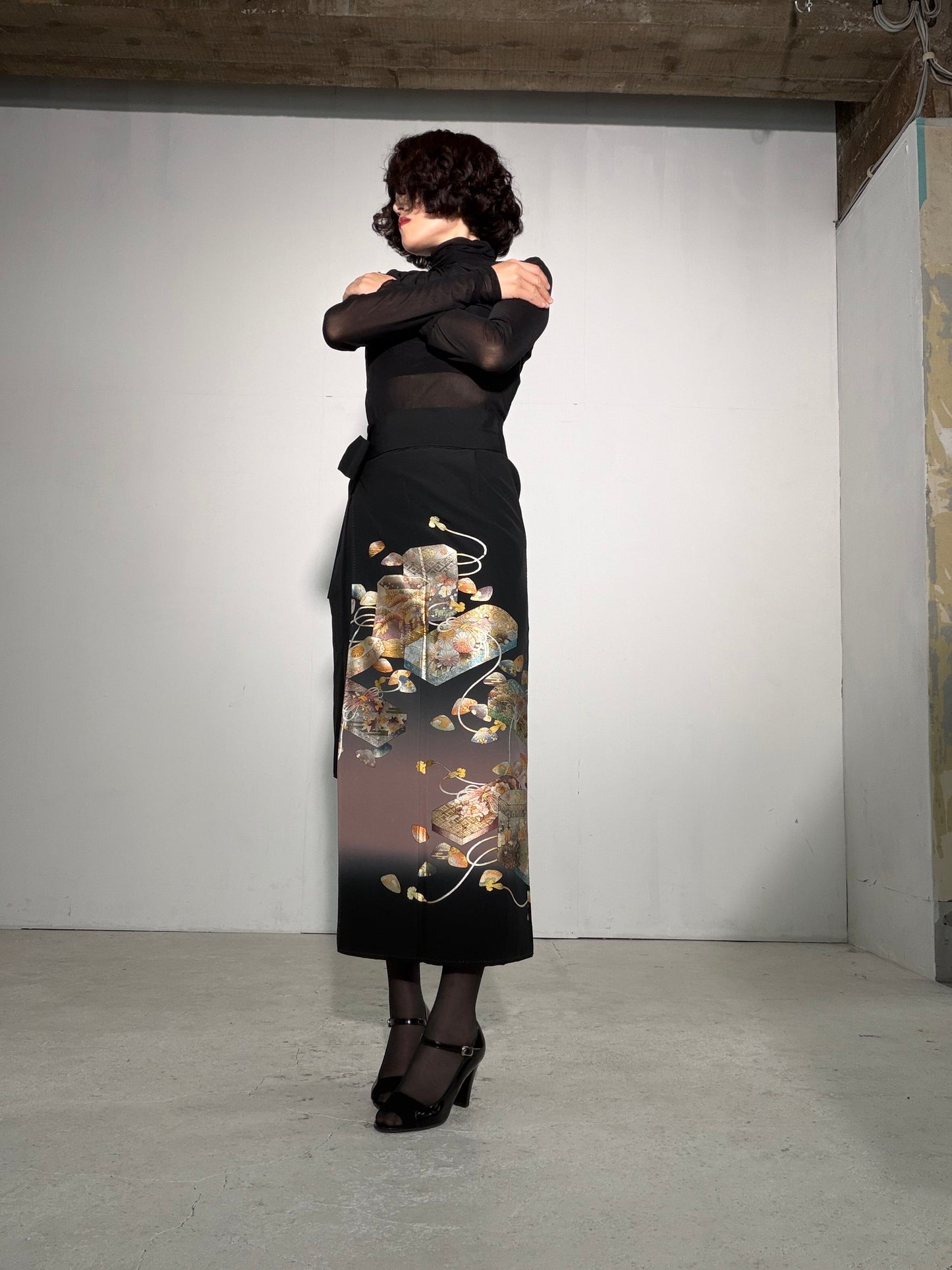 EDO-ZUMA SKIRT UPCYCLED FROM JAPANESE KIMONO "EDO058"