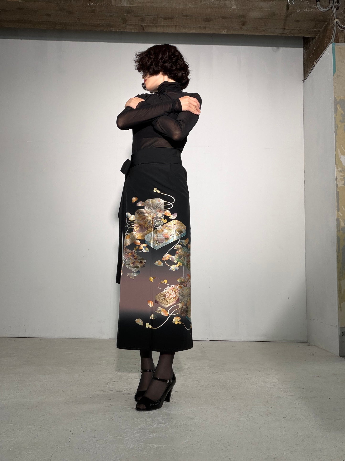 EDO-ZUMA SKIRT UPCYCLED FROM JAPANESE KIMONO "EDO058"