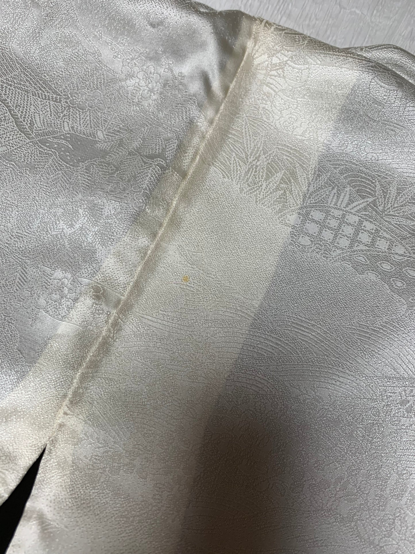 VINTAGE BLACK HAORI  "kamon, embroidery, BLK106"*damage