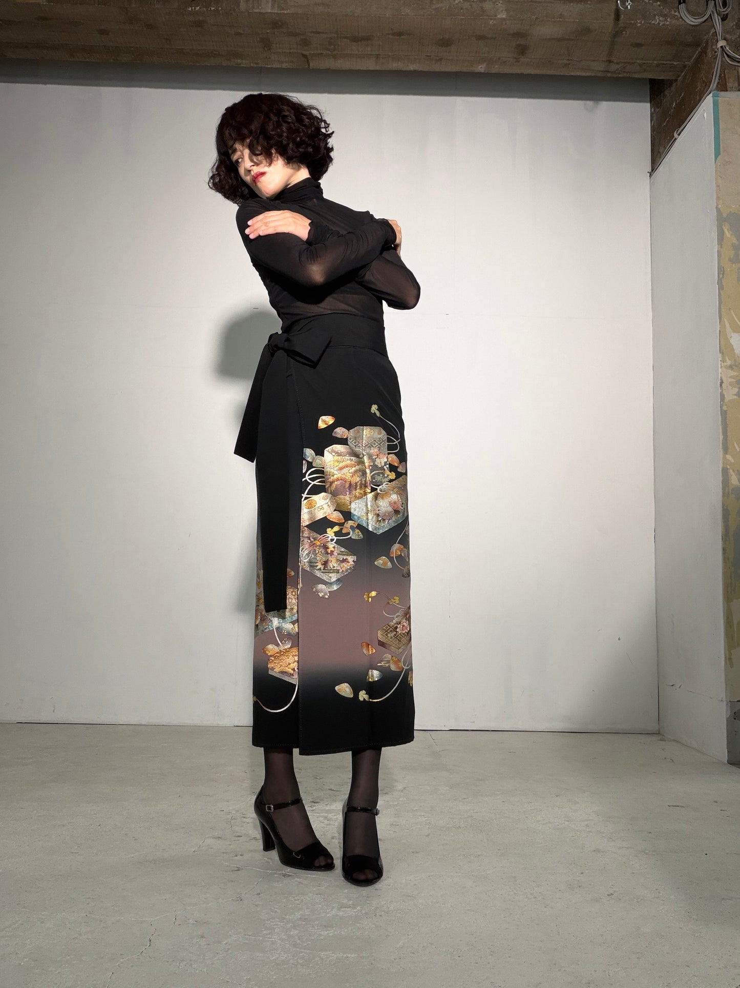 EDO-ZUMA SKIRT UPCYCLED FROM JAPANESE KIMONO "EDO058"