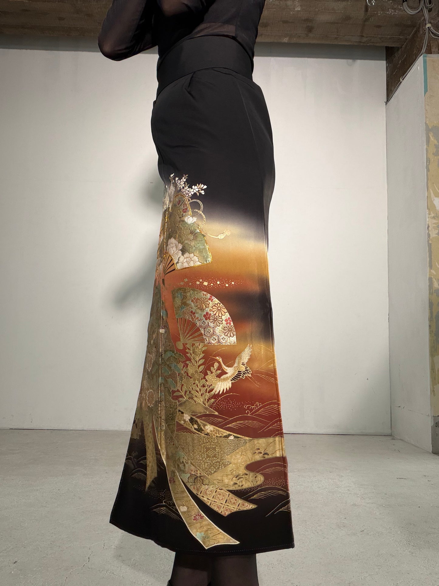EDO-ZUMA SKIRT UPCYCLED FROM JAPANESE KIMONO "EDO057"