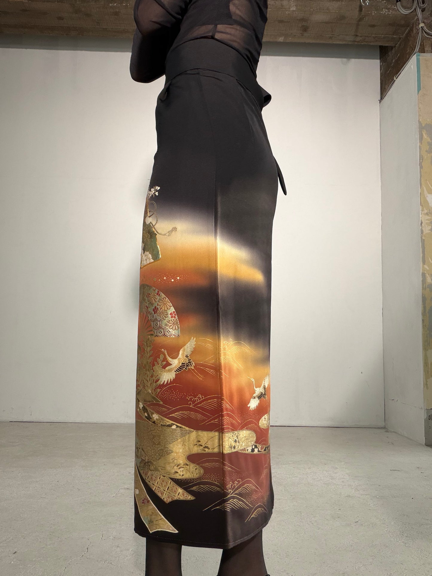 EDO-ZUMA SKIRT UPCYCLED FROM JAPANESE KIMONO "EDO057"