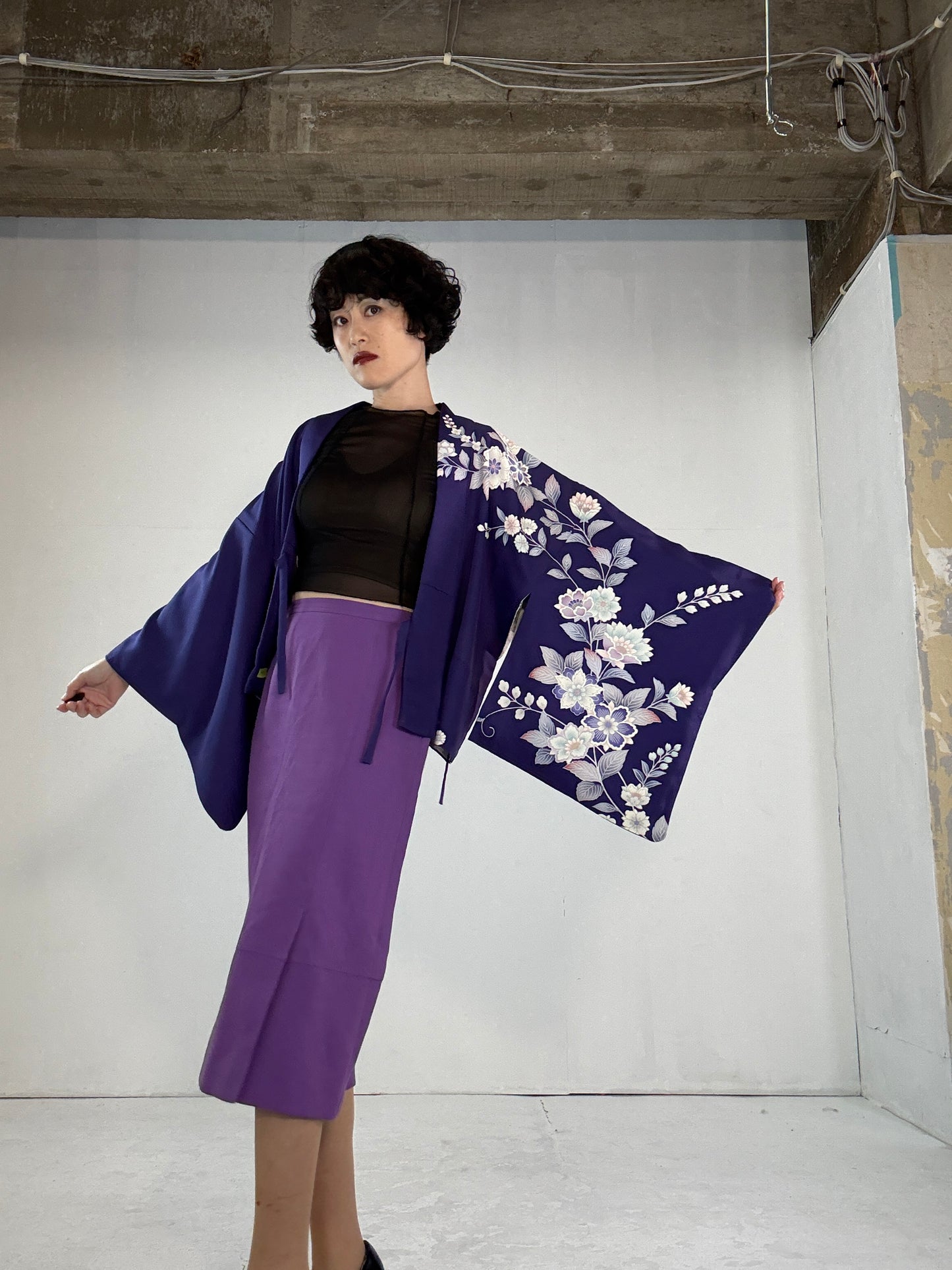 REIWA NIBUSHIKI KIMONO upcycled from Japanese kimono “ruri-iro”