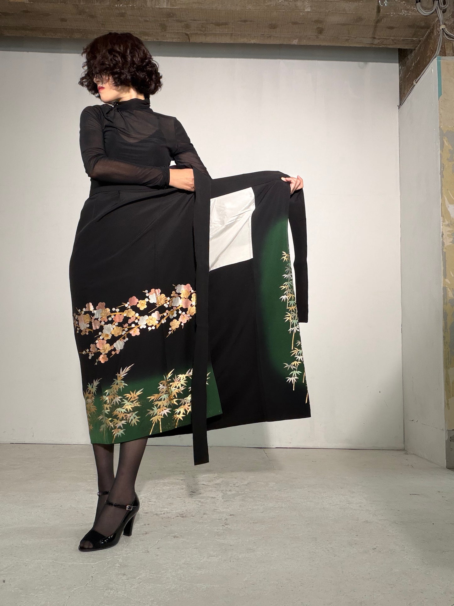 EDO-ZUMA SKIRT UPCYCLED FROM JAPANESE KIMONO "EDO056"