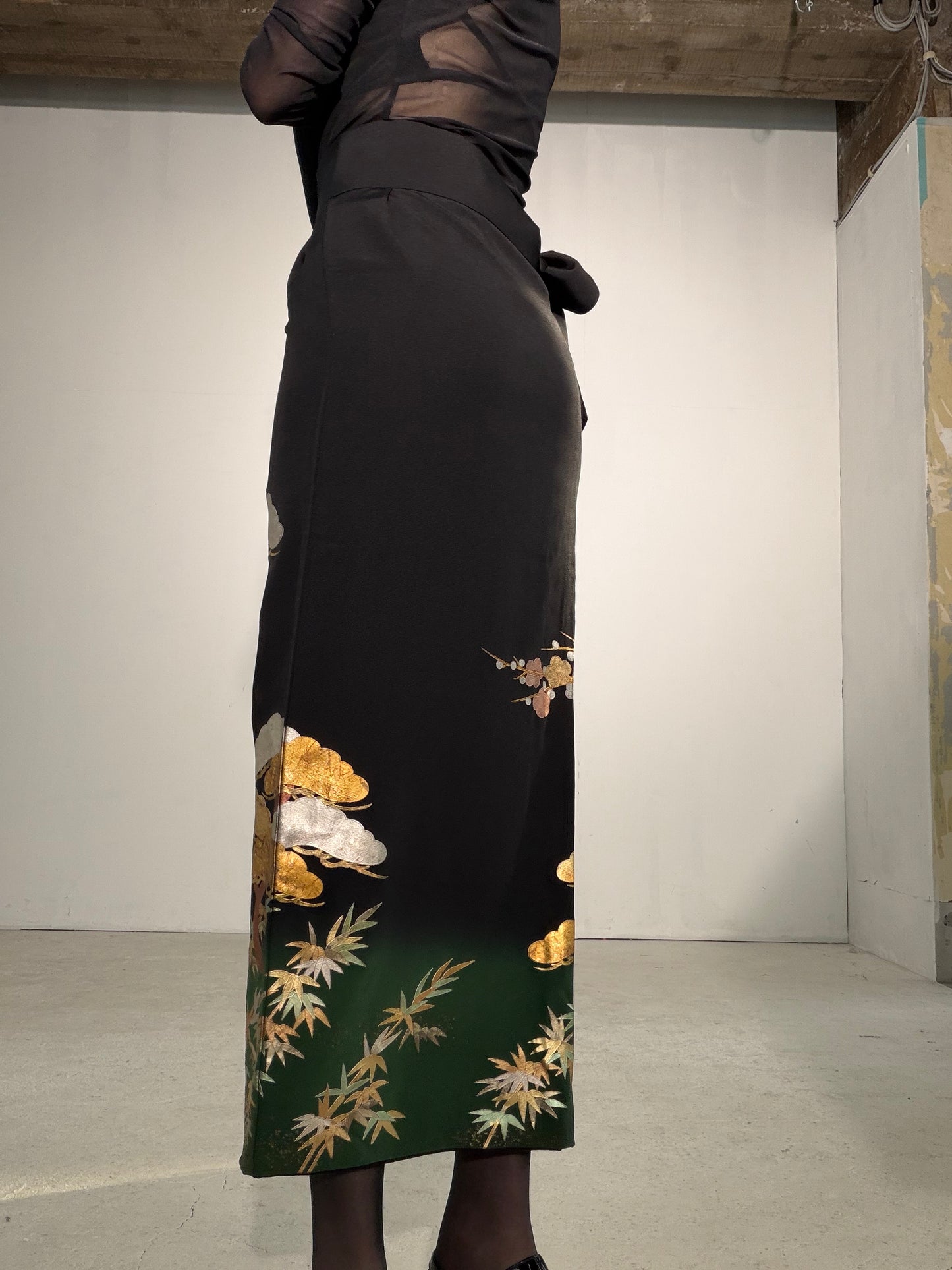 EDO-ZUMA SKIRT UPCYCLED FROM JAPANESE KIMONO "EDO056"