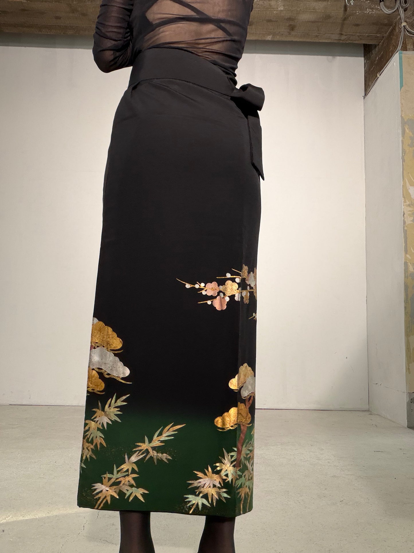 EDO-ZUMA SKIRT UPCYCLED FROM JAPANESE KIMONO "EDO056"