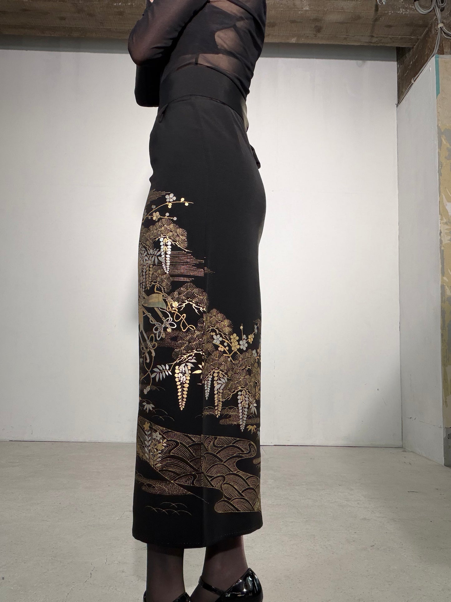 EDO-ZUMA SKIRT UPCYCLED FROM JAPANESE KIMONO "EDO055"