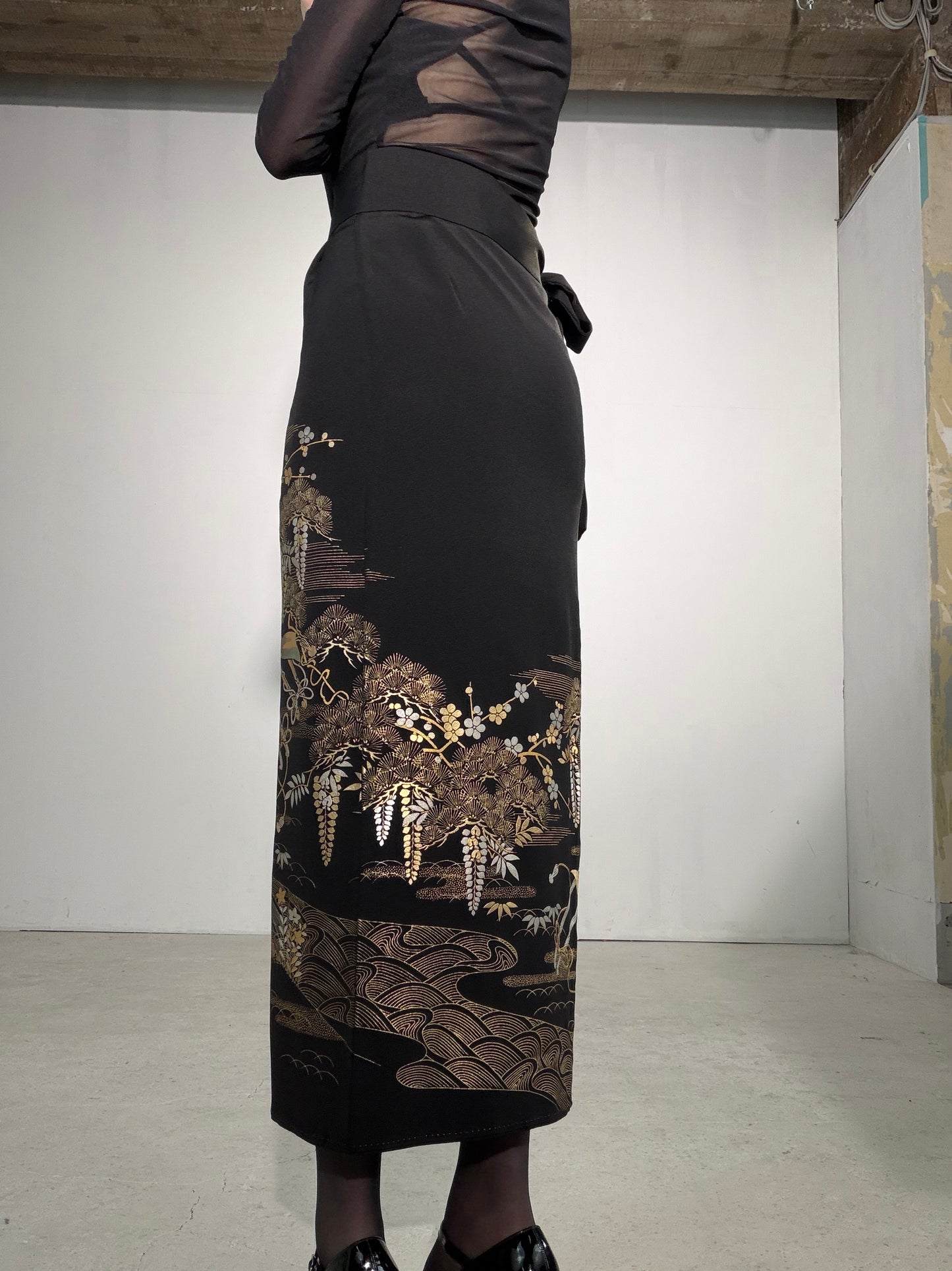 EDO-ZUMA SKIRT UPCYCLED FROM JAPANESE KIMONO "EDO055"