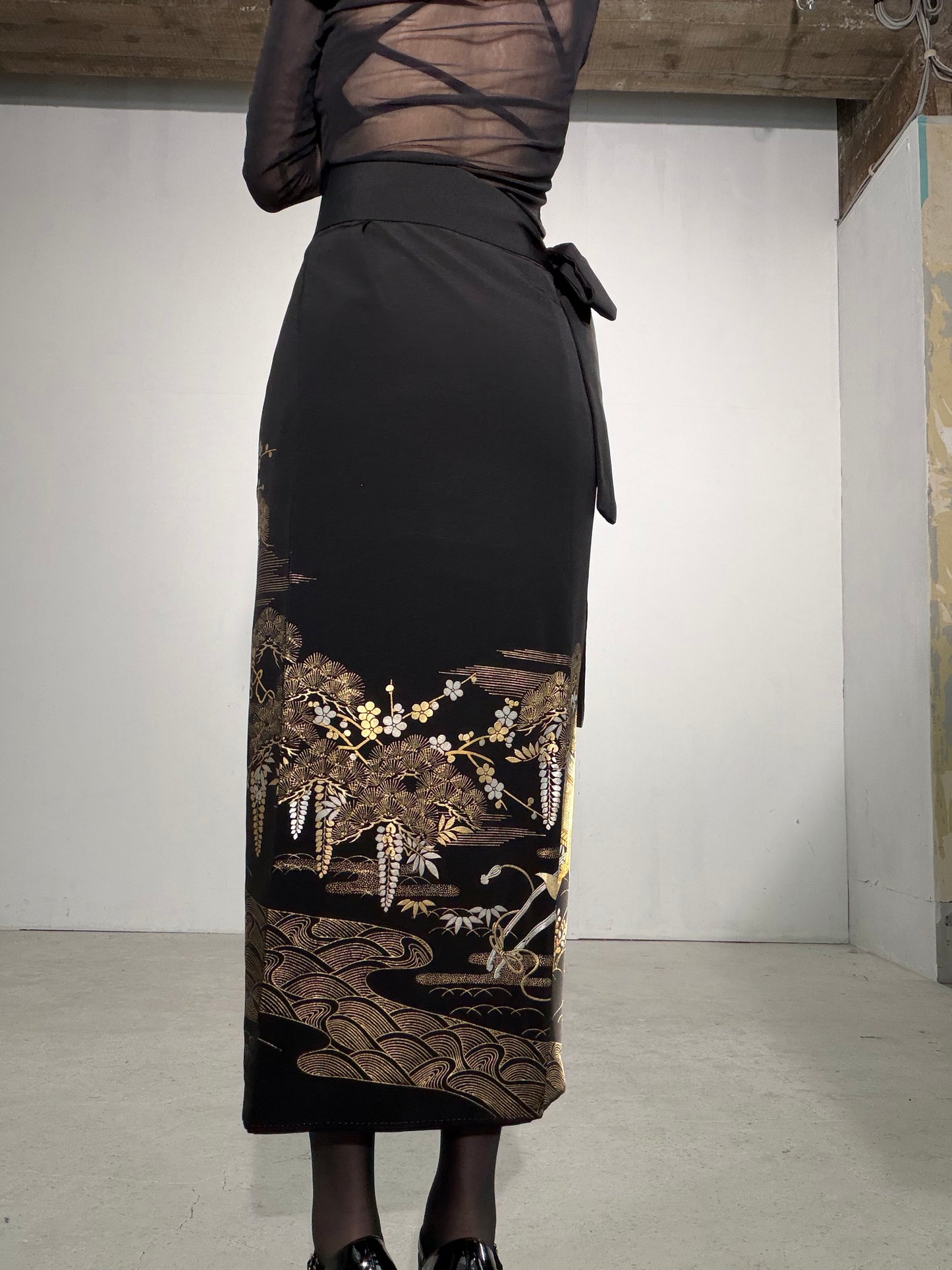 EDO-ZUMA SKIRT UPCYCLED FROM JAPANESE KIMONO "EDO055"
