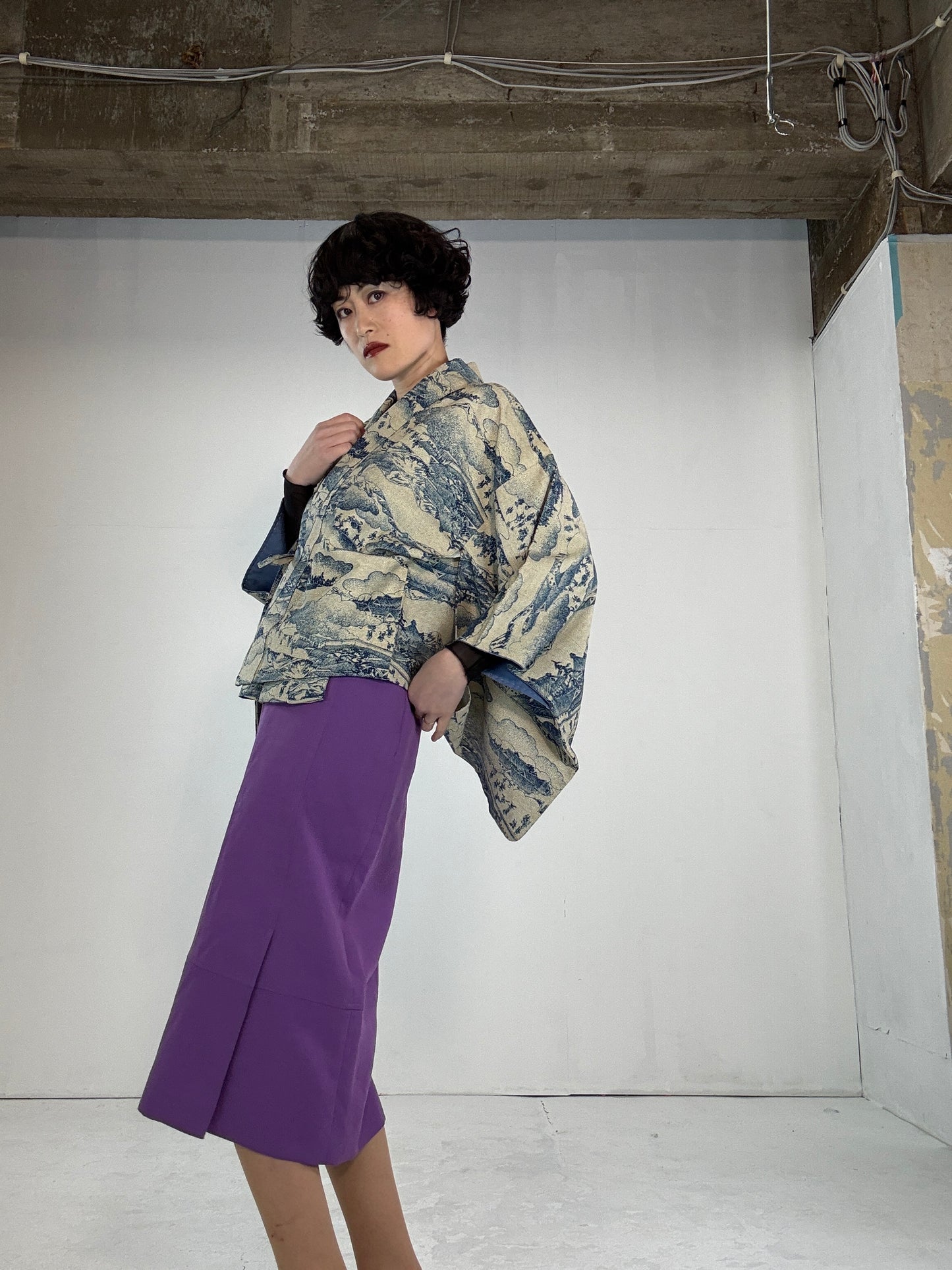 REIWA NIBUSHIKI KIMONO upcycled from Japanese kimono “ao-komon”