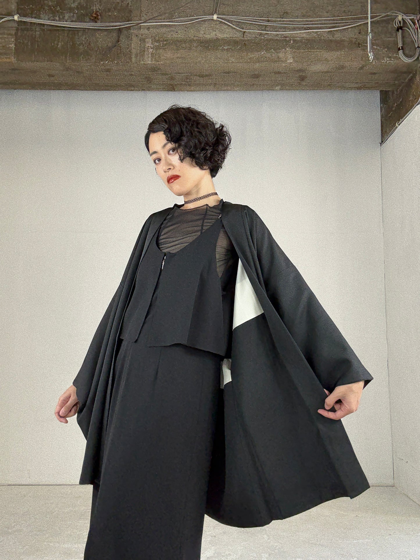 VINTAGE KUROMONTSUKI HAORI "Noh"