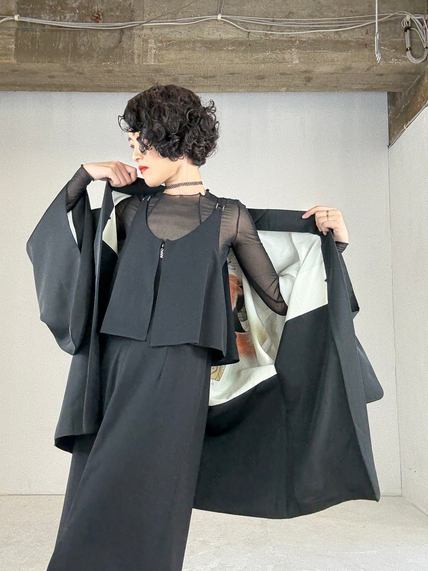 VINTAGE KUROMONTSUKI HAORI "Noh"