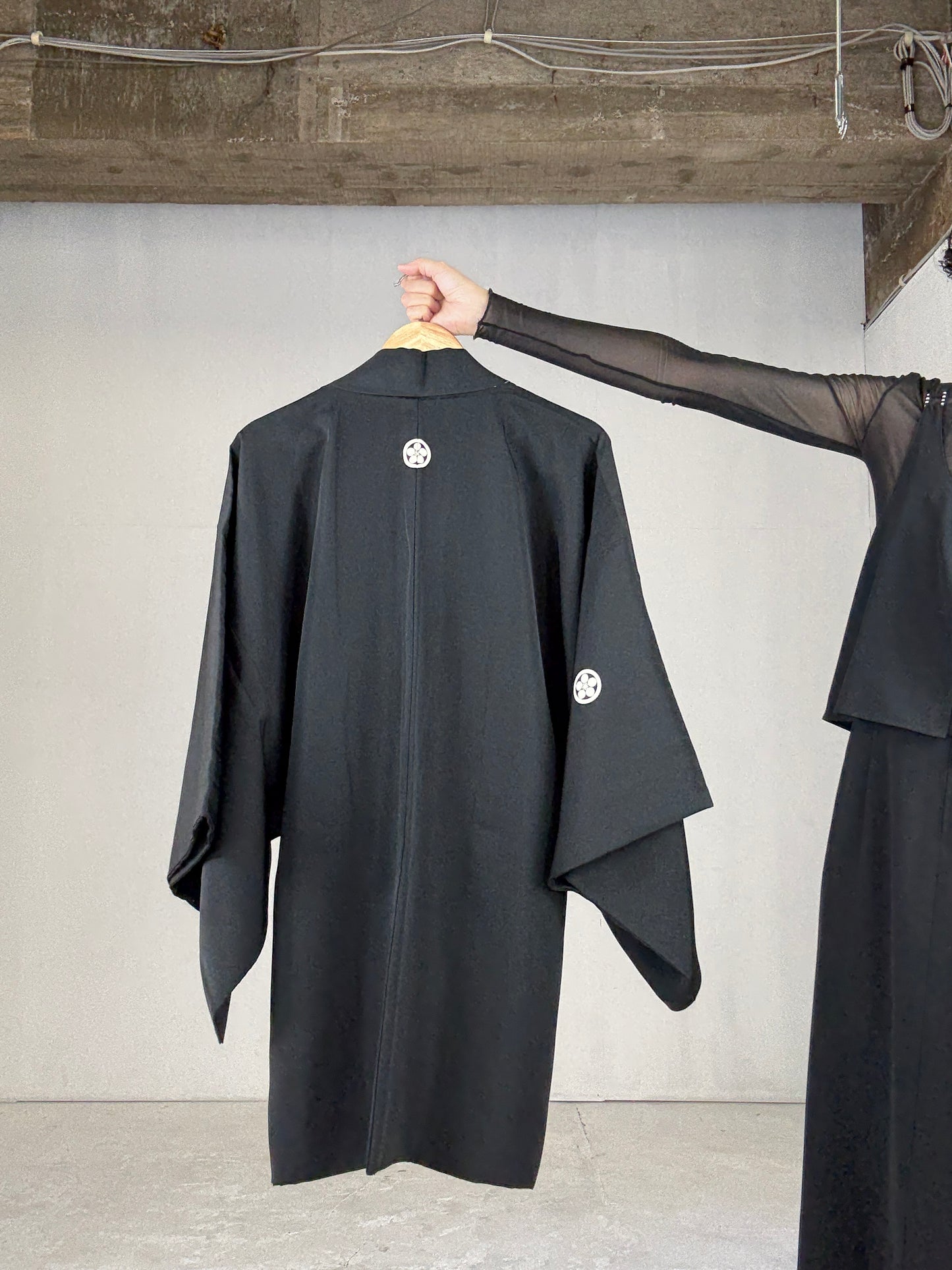 VINTAGE KUROMONTSUKI HAORI "Noh"