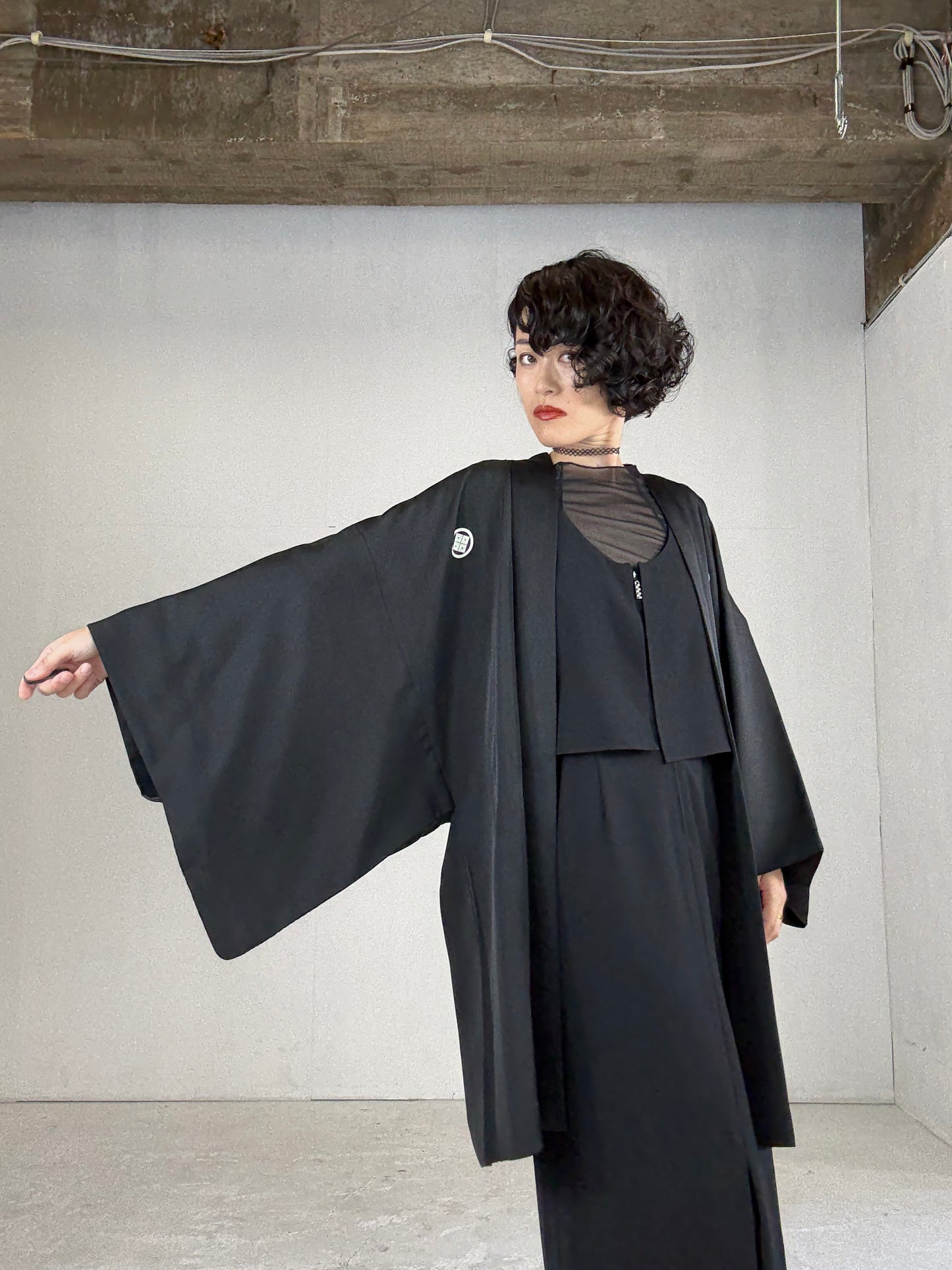 VINTAGE KUROMONTSUKI HAORI "Blue" *damage