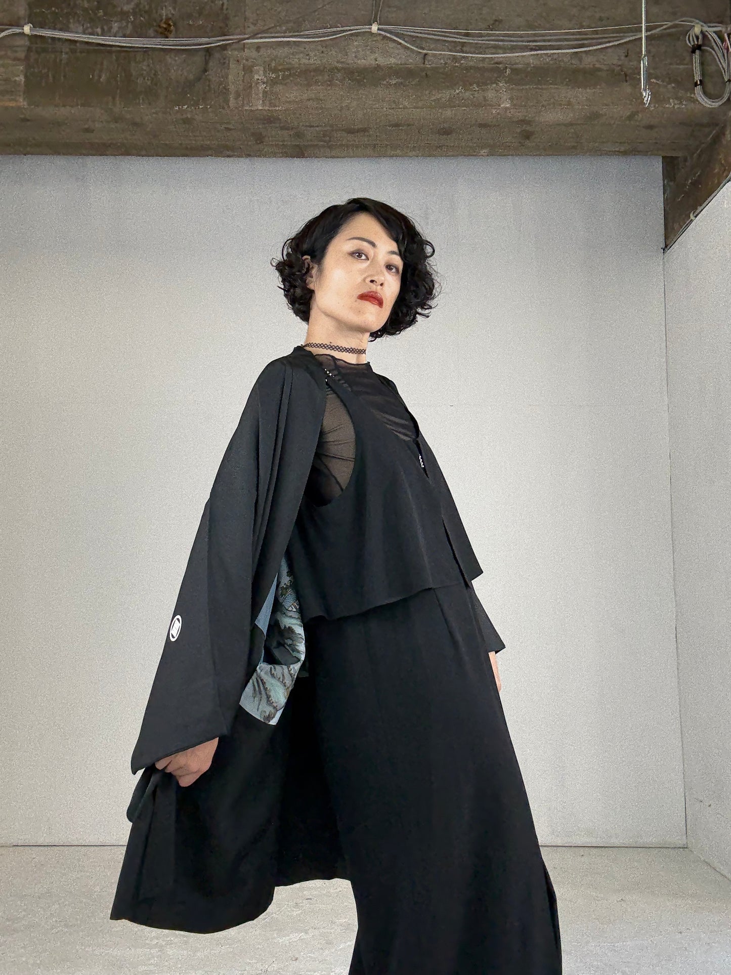 VINTAGE KUROMONTSUKI HAORI "Blue" *damage