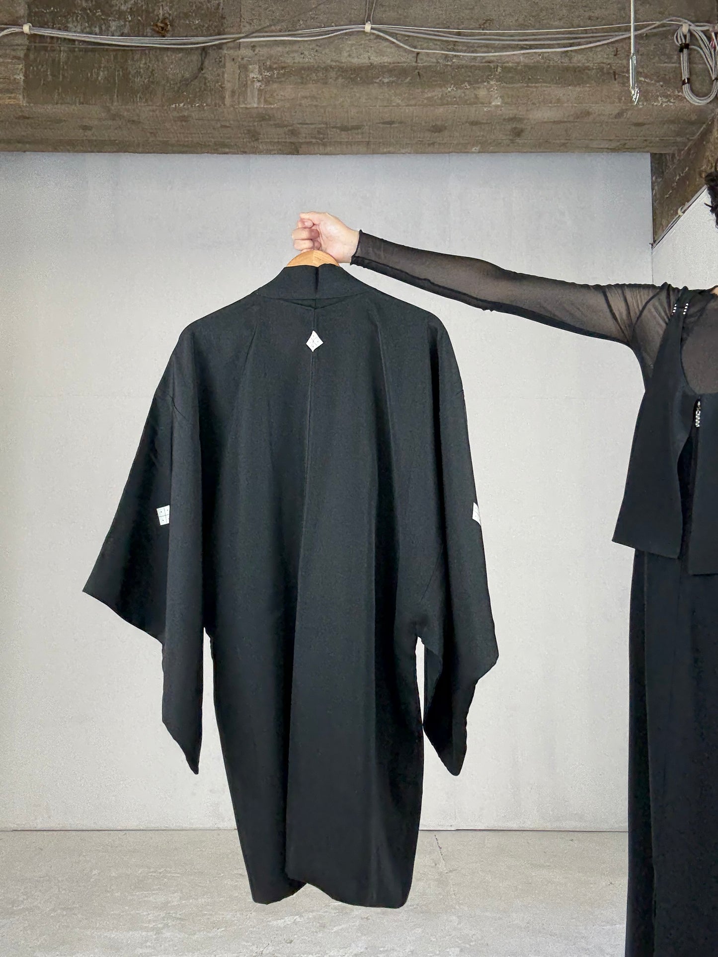 VINTAGE KUROMONTSUKI HAORI "kiso-Kaidou"