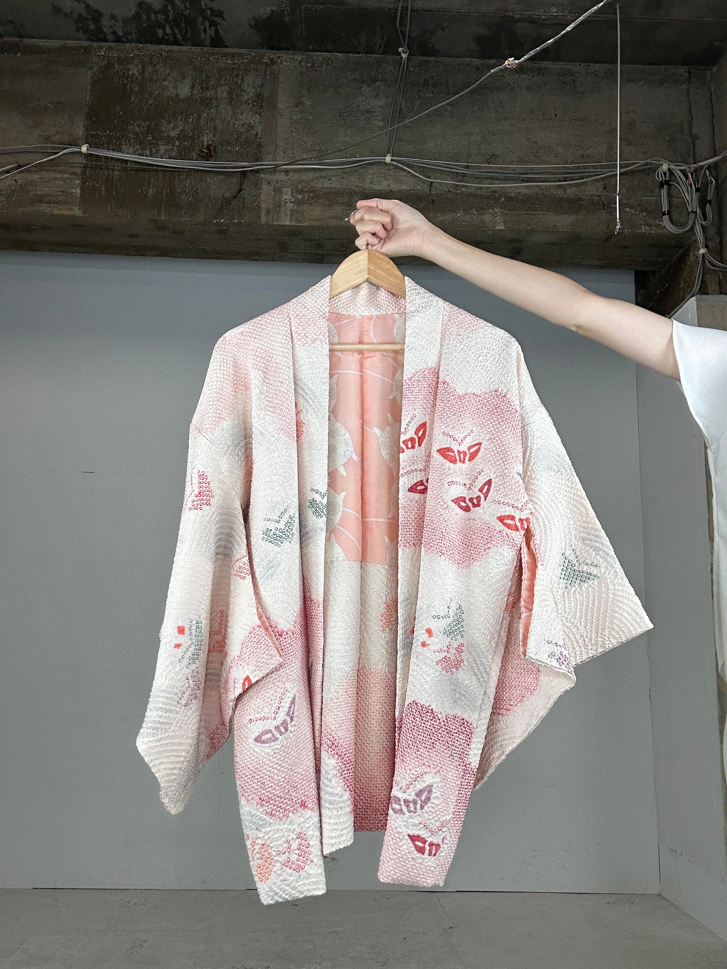 VINTAGE SHIBORI HAORI "choucho"