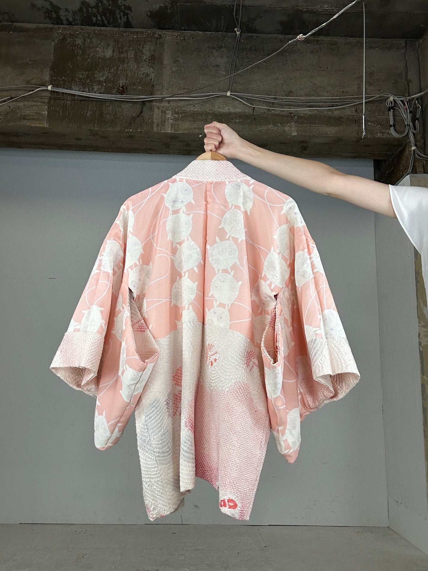 VINTAGE SHIBORI HAORI "choucho"