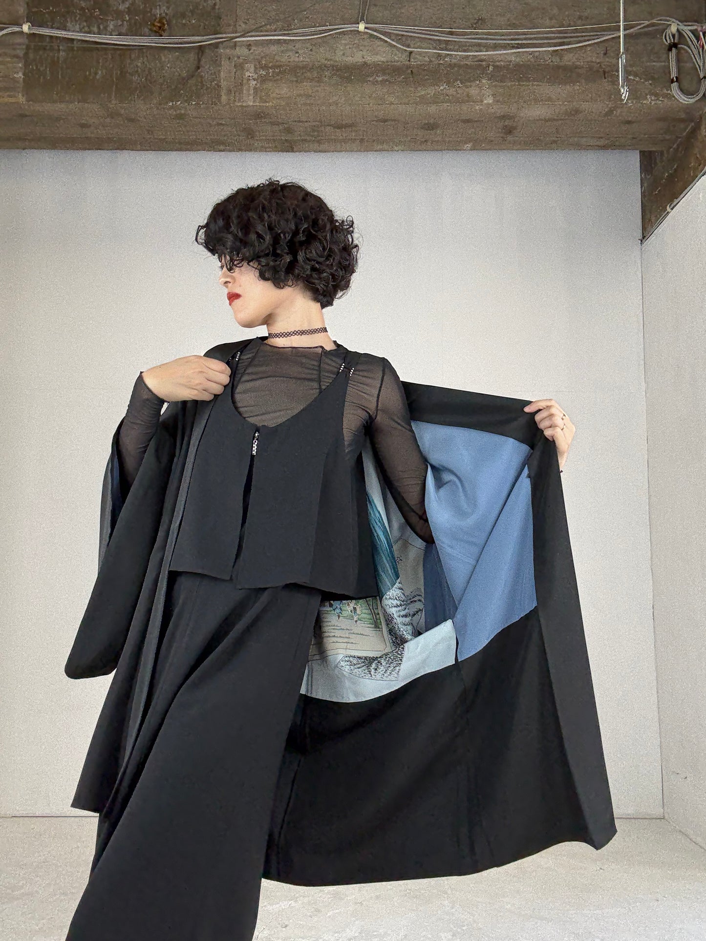 VINTAGE KUROMONTSUKI HAORI "fuji"