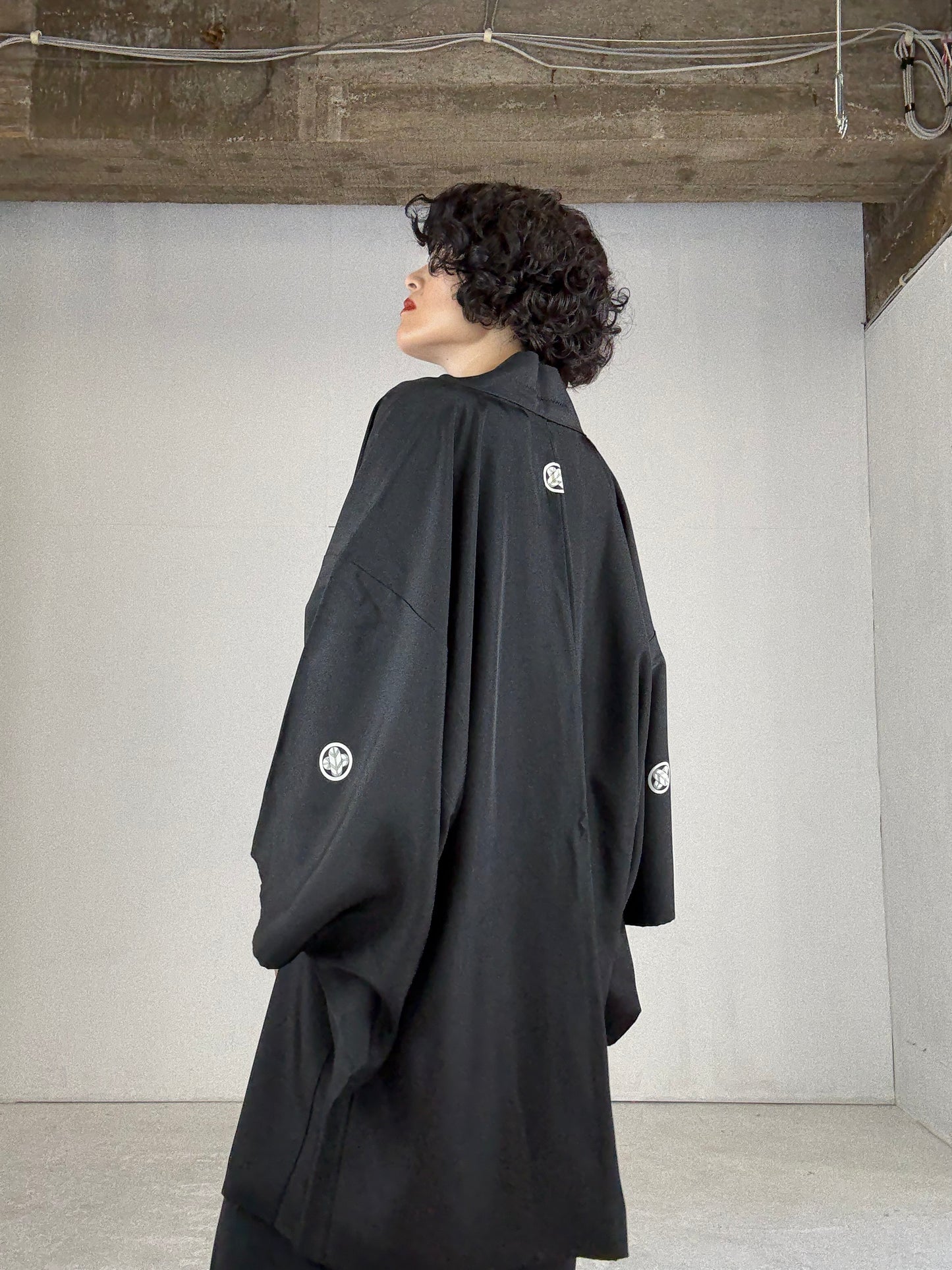 VINTAGE KUROMONTSUKI HAORI "fuji"