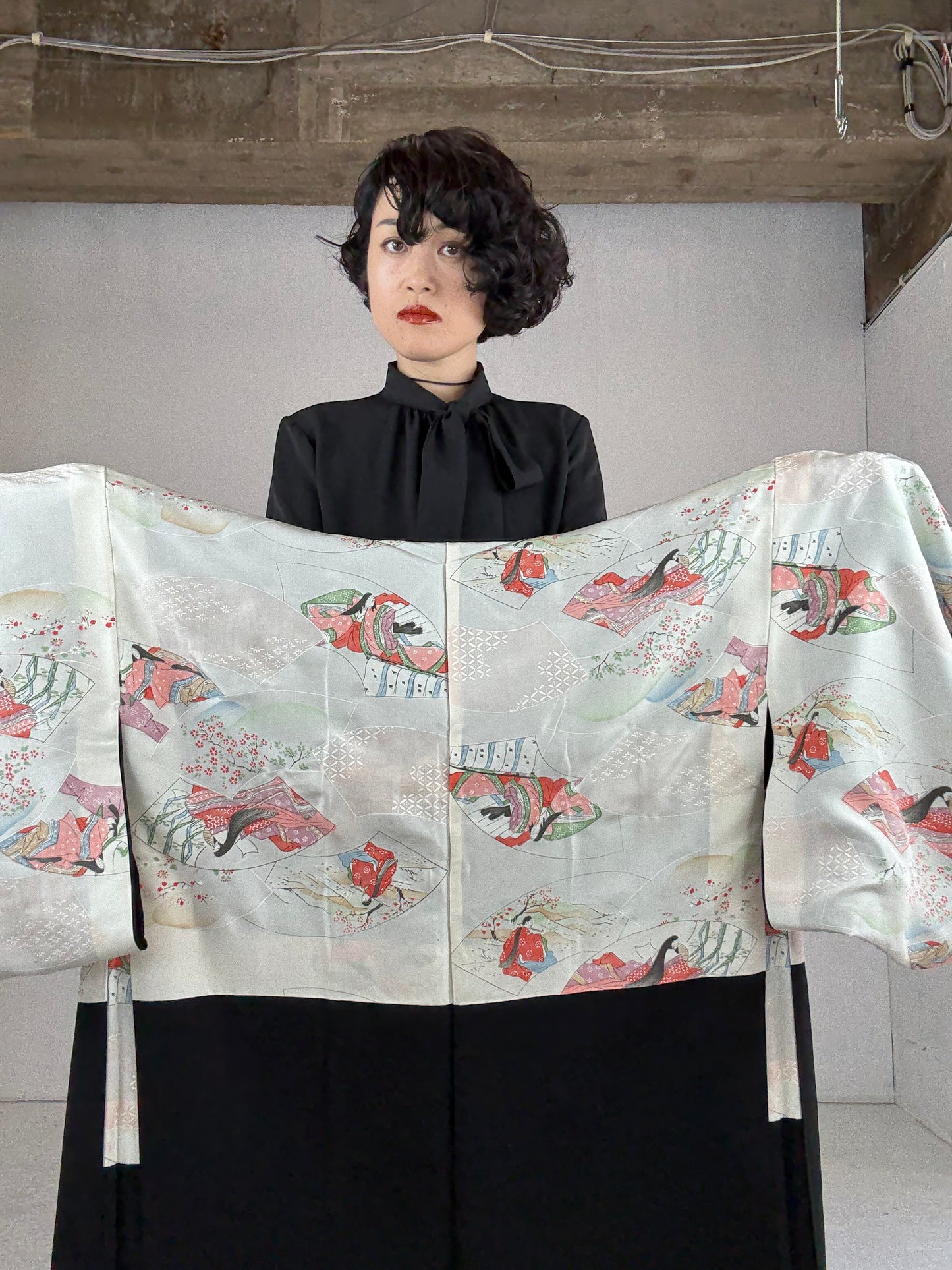 VINTAGE BLACK HAORI "heian, embroidery"