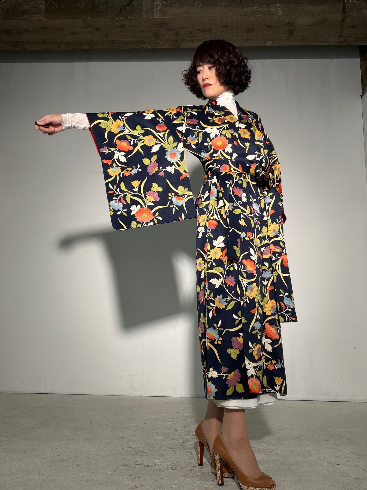 Komon Kimono Dress Gown with String Belt – Upcycled from Vintage Japanese Kimono "kinkoma,blue, DRE046"