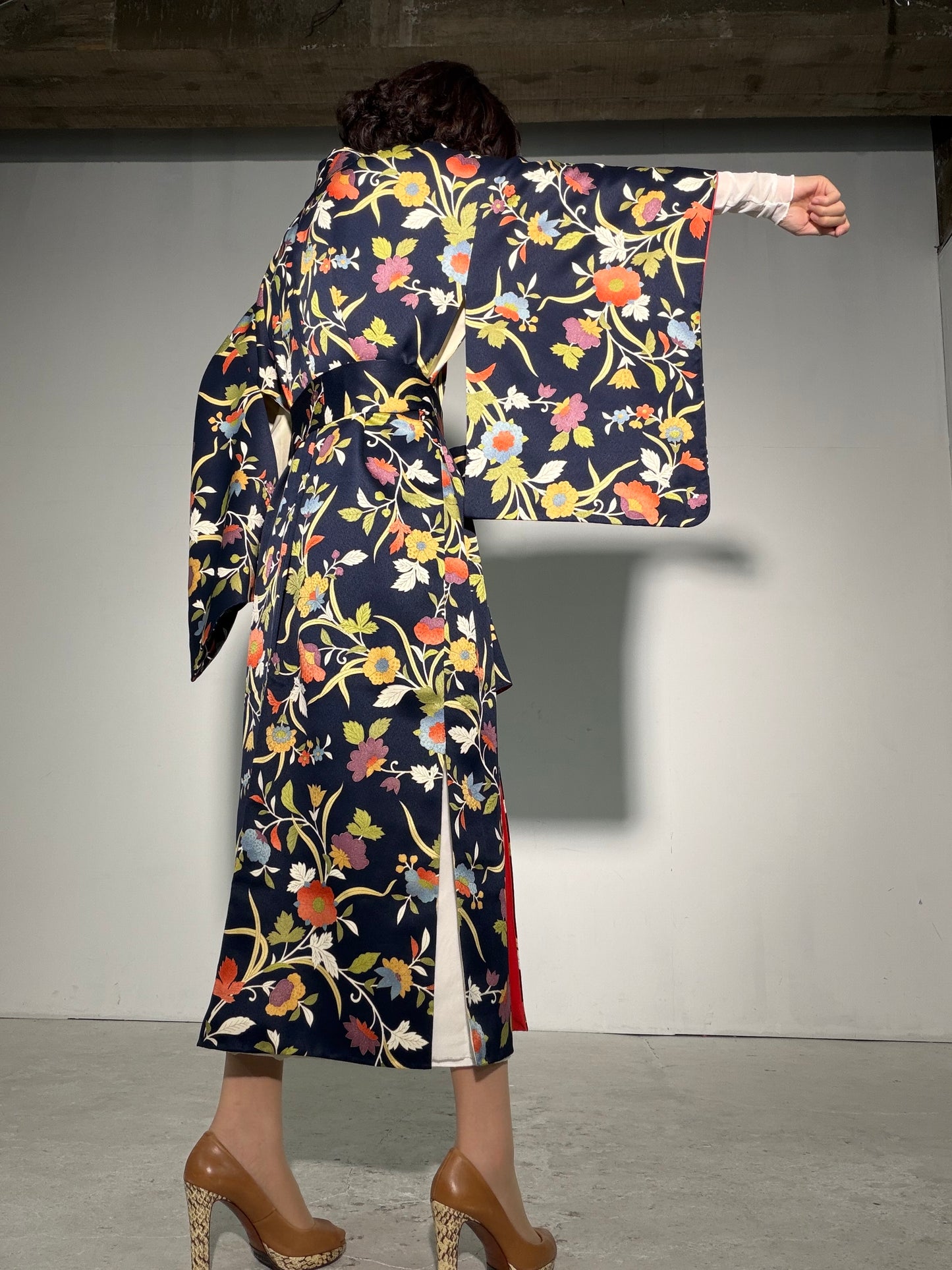 Komon Kimono Dress Gown with String Belt – Upcycled from Vintage Japanese Kimono "kinkoma,blue, DRE046"