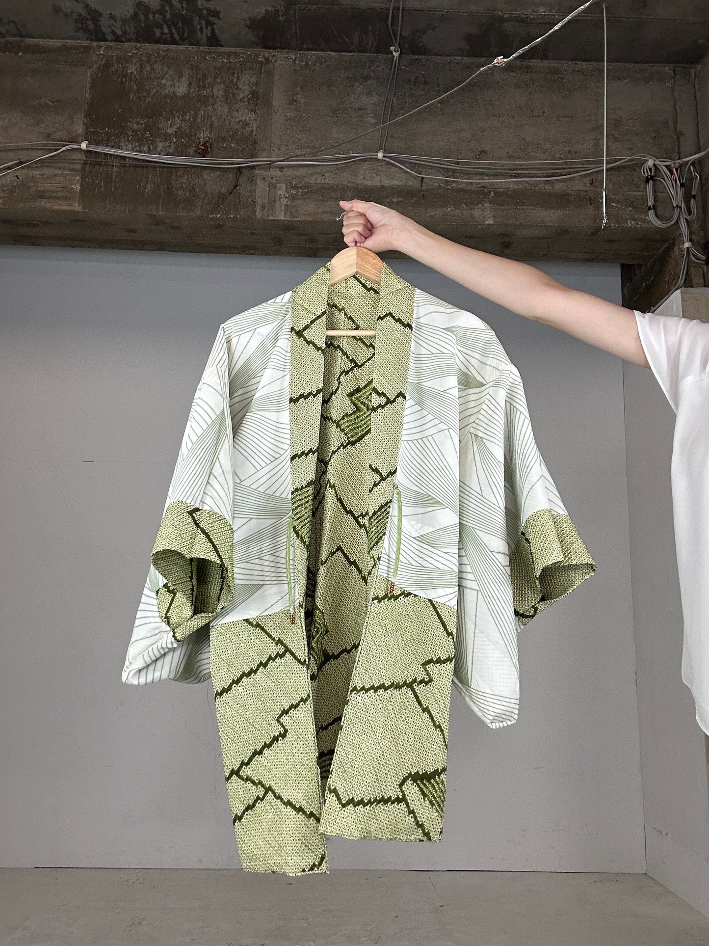 VINTAGE SHIBORI HAORI "midori kikagaku"