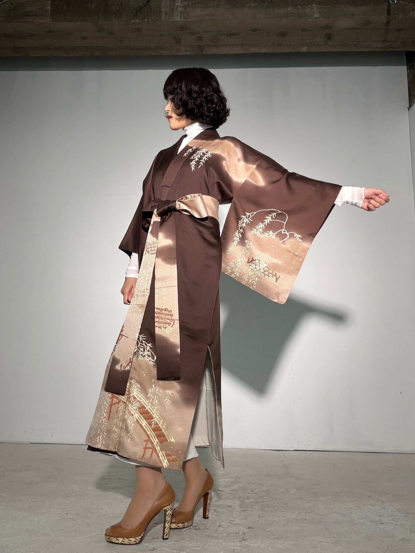 Houmongi Kimono Dress Gown with String Belt – Upcycled from Vintage Japanese Kimono "gold, DRE043"