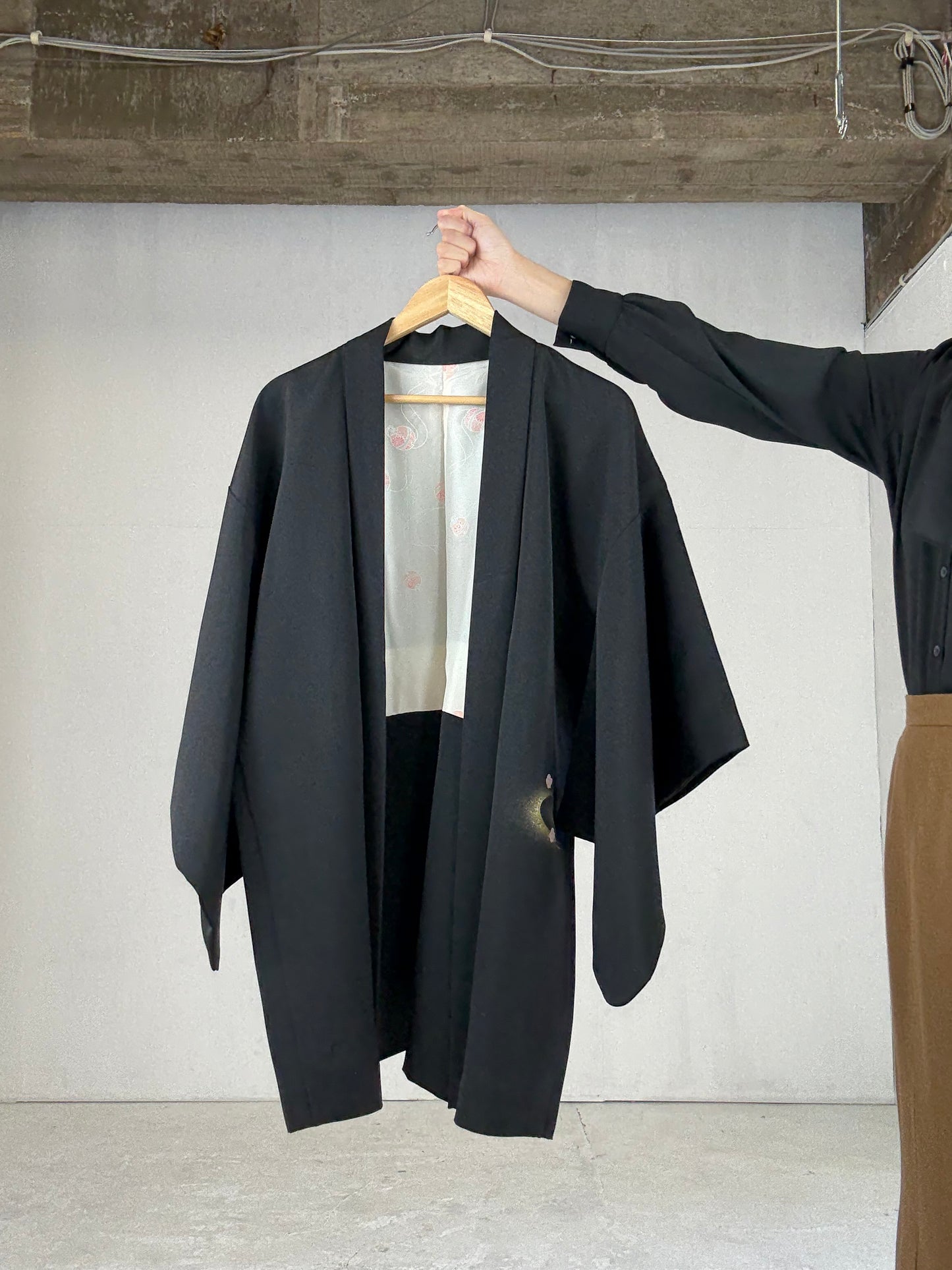 VINTAGE BLACK HAORI "fubako, embroidery"