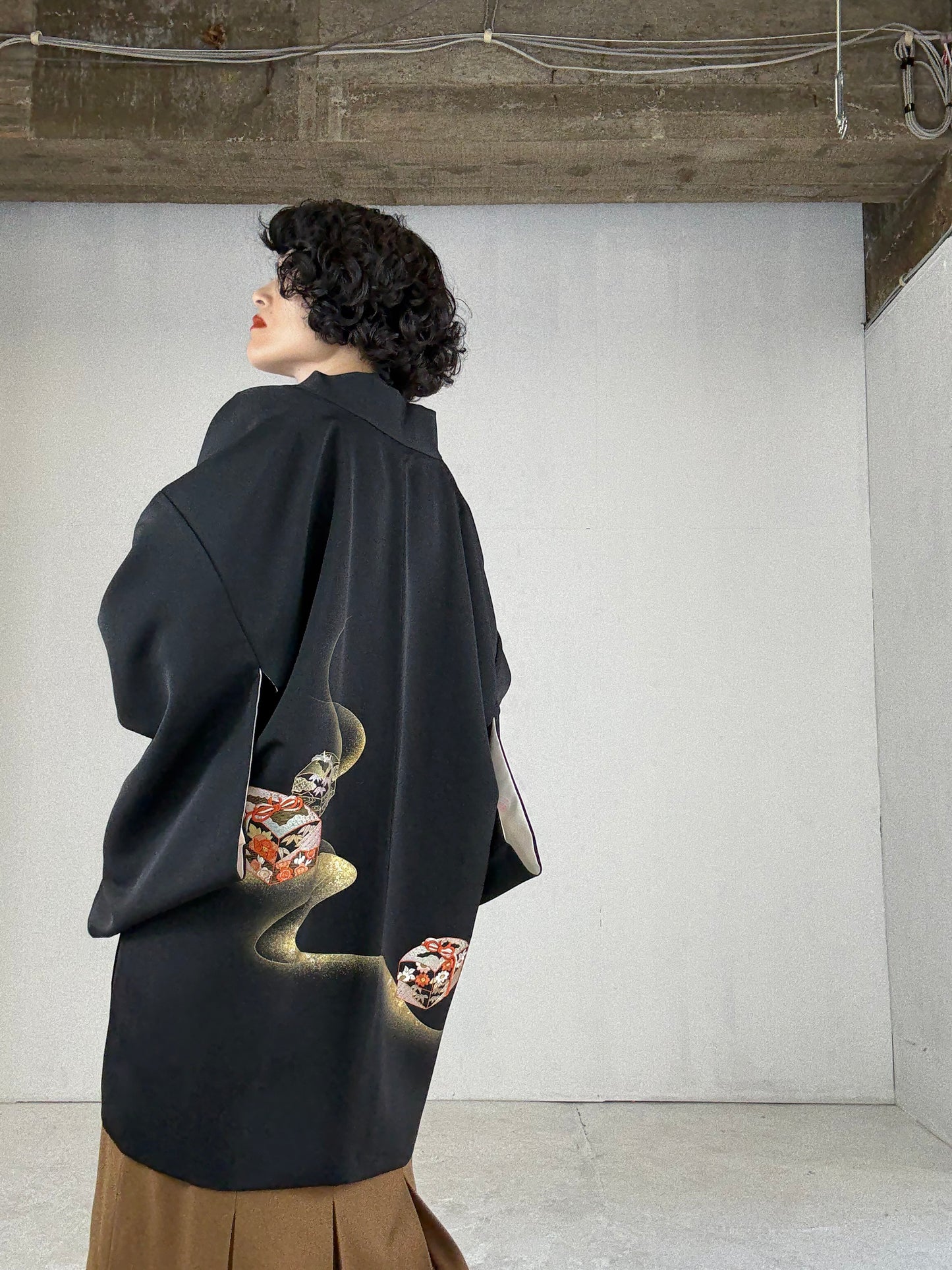 VINTAGE BLACK HAORI "fubako, embroidery"