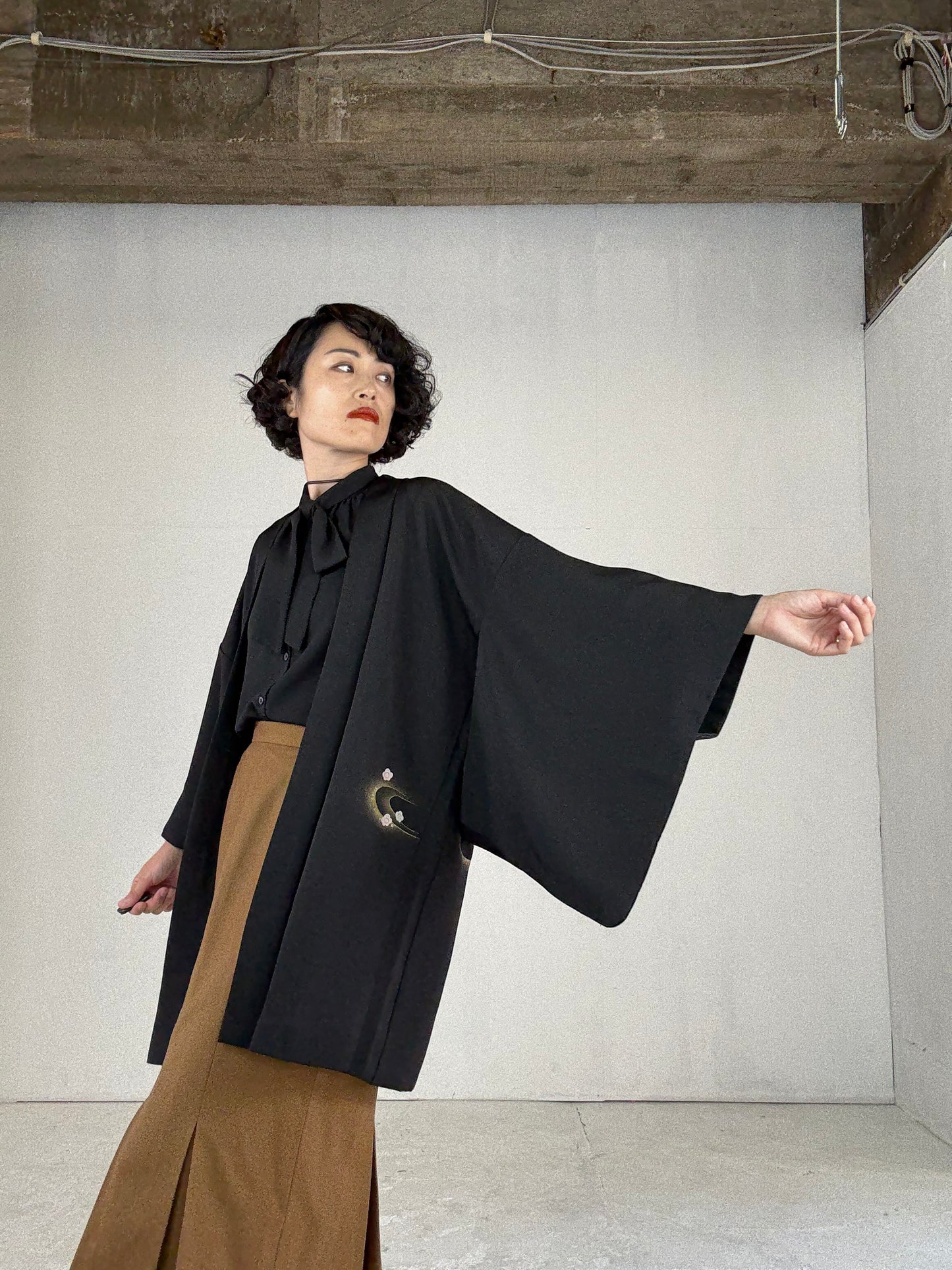 VINTAGE BLACK HAORI "fubako, embroidery"