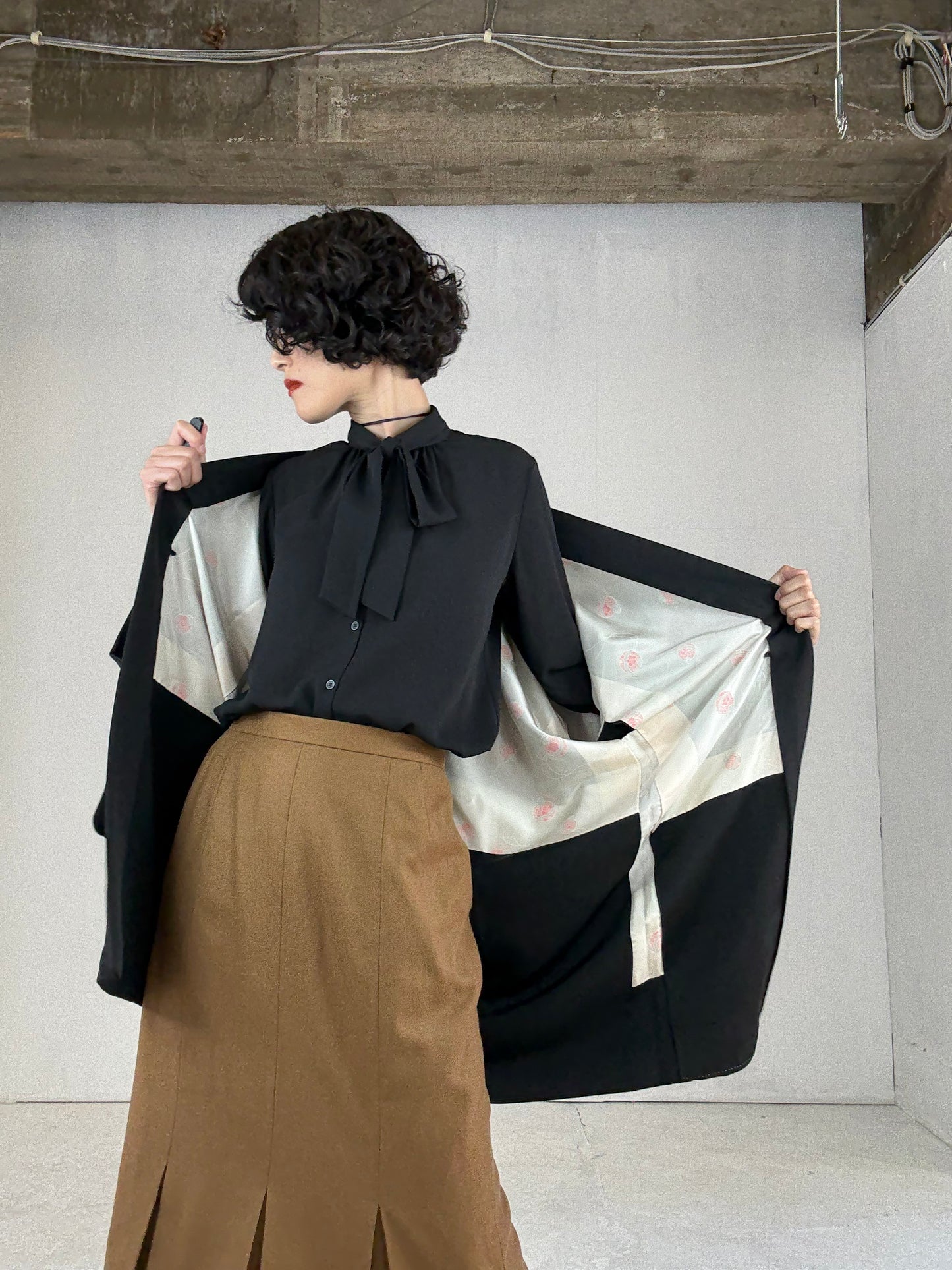 VINTAGE BLACK HAORI "fubako, embroidery"