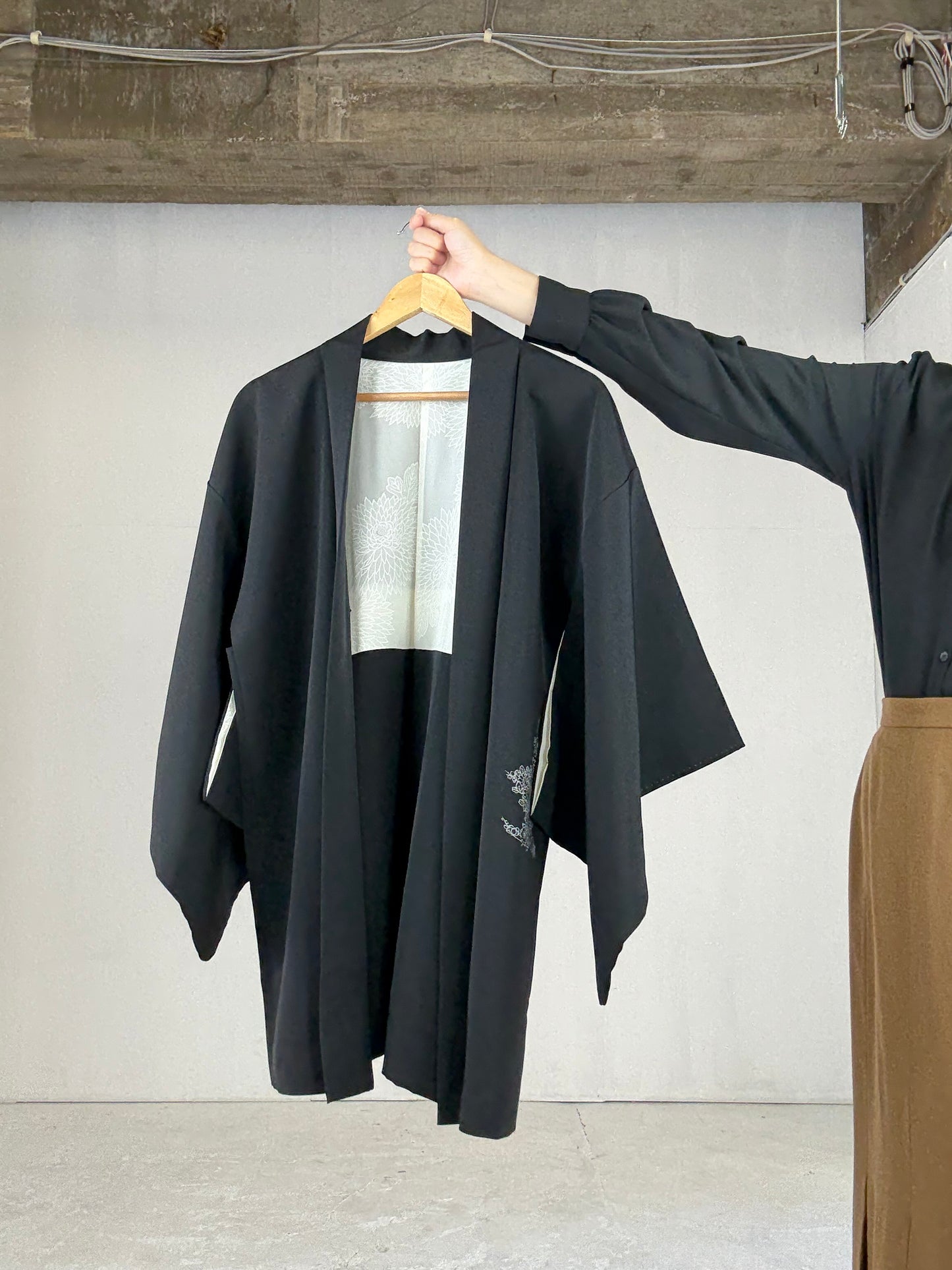 VINTAGE BLACK HAORI "kujyaku"