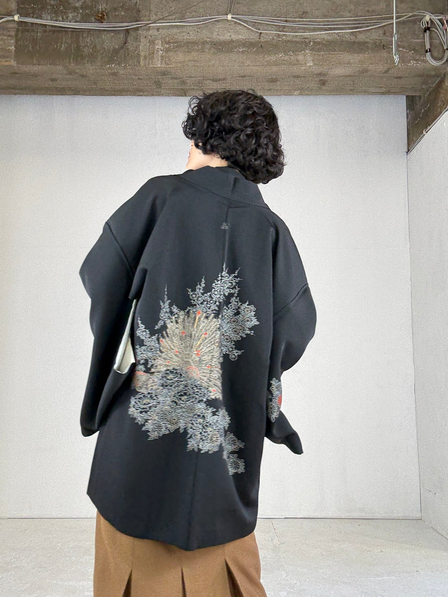 VINTAGE BLACK HAORI "kujyaku"