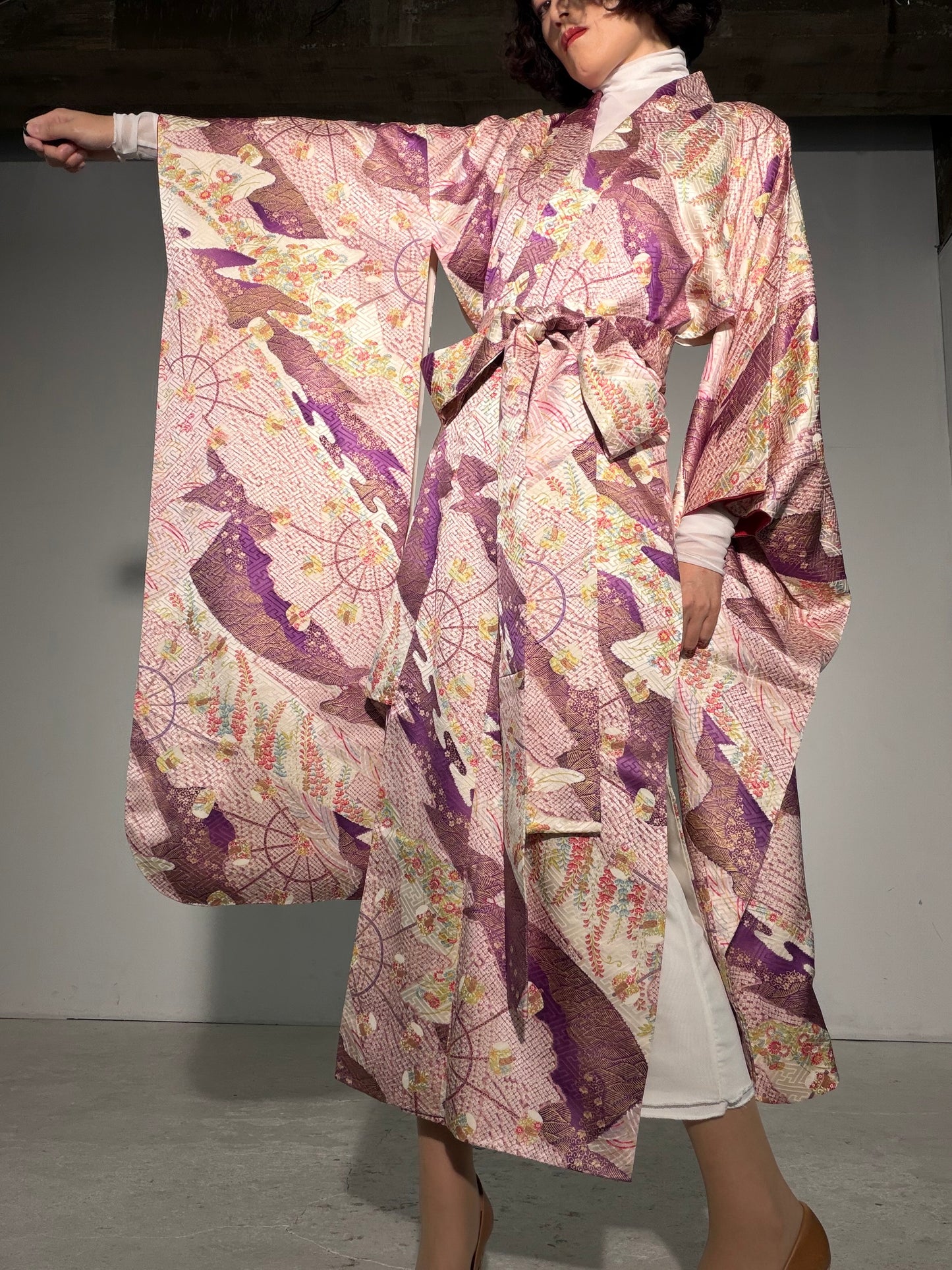 Furisode Kimono Dress Gown with String Belt – Upcycled from Vintage Japanese Kimono "shu, shiro, DRE040"