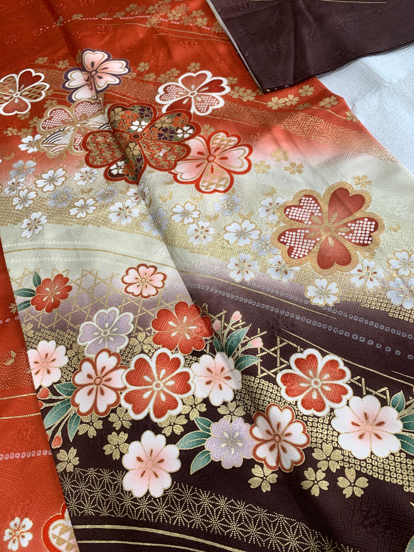 Redefining the Vintage Furisode Collection "aka, cha, FRI013"