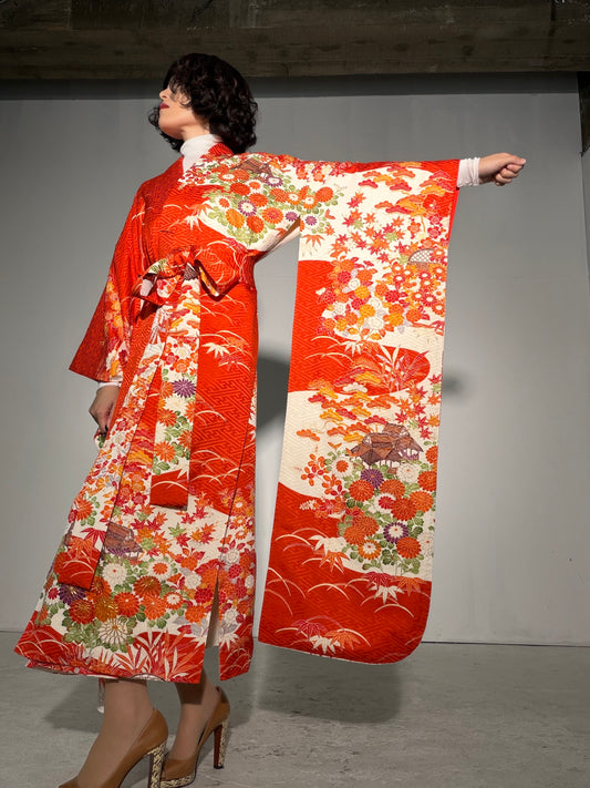 Furisode Kimono Dress Gown with String Belt – Upcycled from Vintage Japanese Kimono "shu, shiro, DRE039"