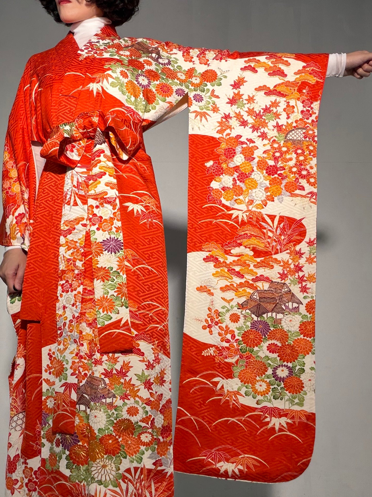 Furisode Kimono Dress Gown with String Belt – Upcycled from Vintage Japanese Kimono "shu, shiro, DRE039"