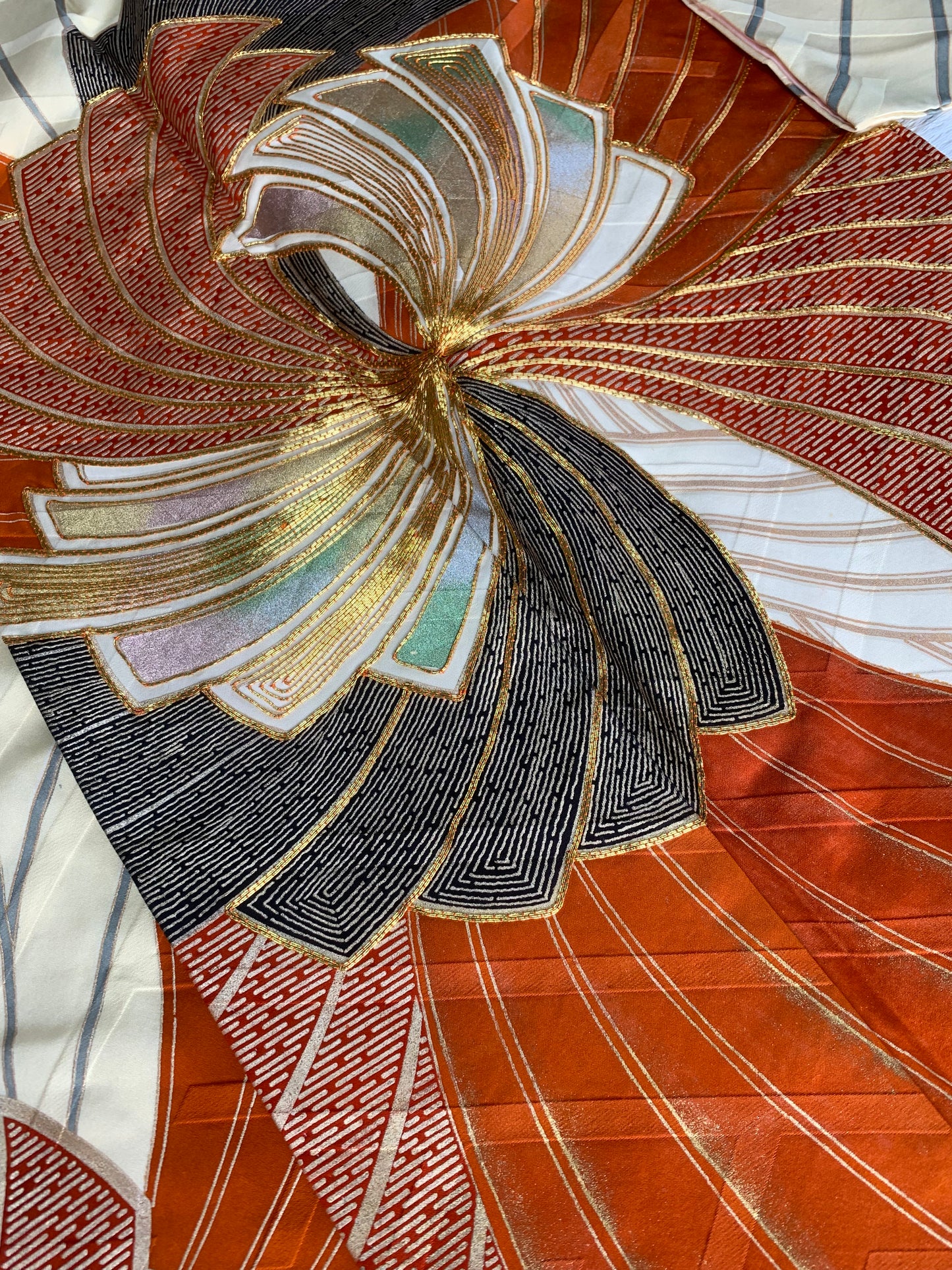 Redefining the Vintage Furisode Collection "FRI015"