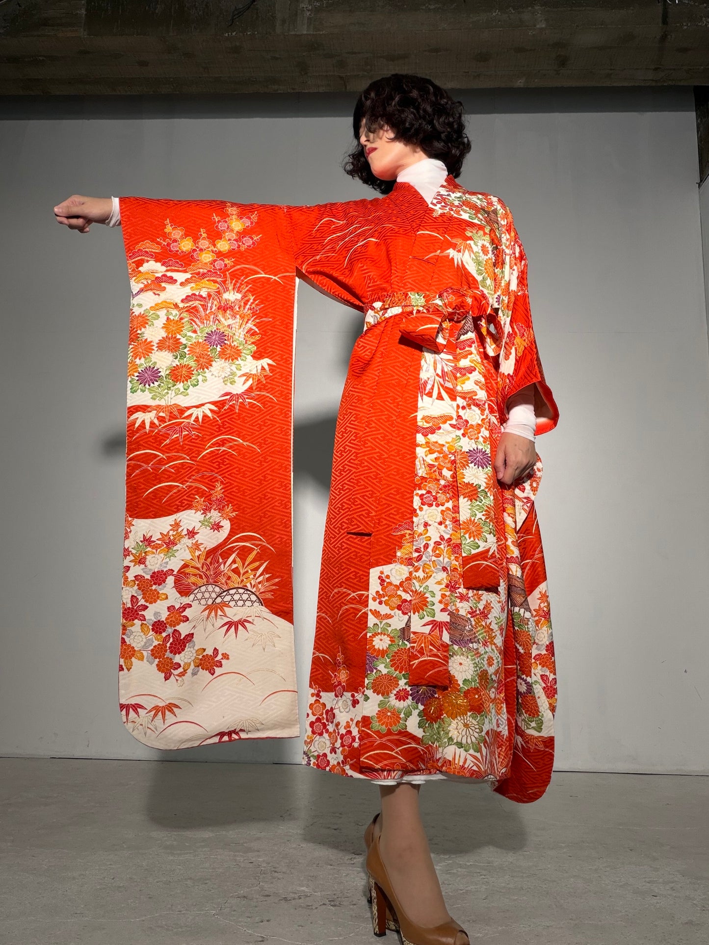 Furisode Kimono Dress Gown with String Belt – Upcycled from Vintage Japanese Kimono "shu, shiro, DRE039"