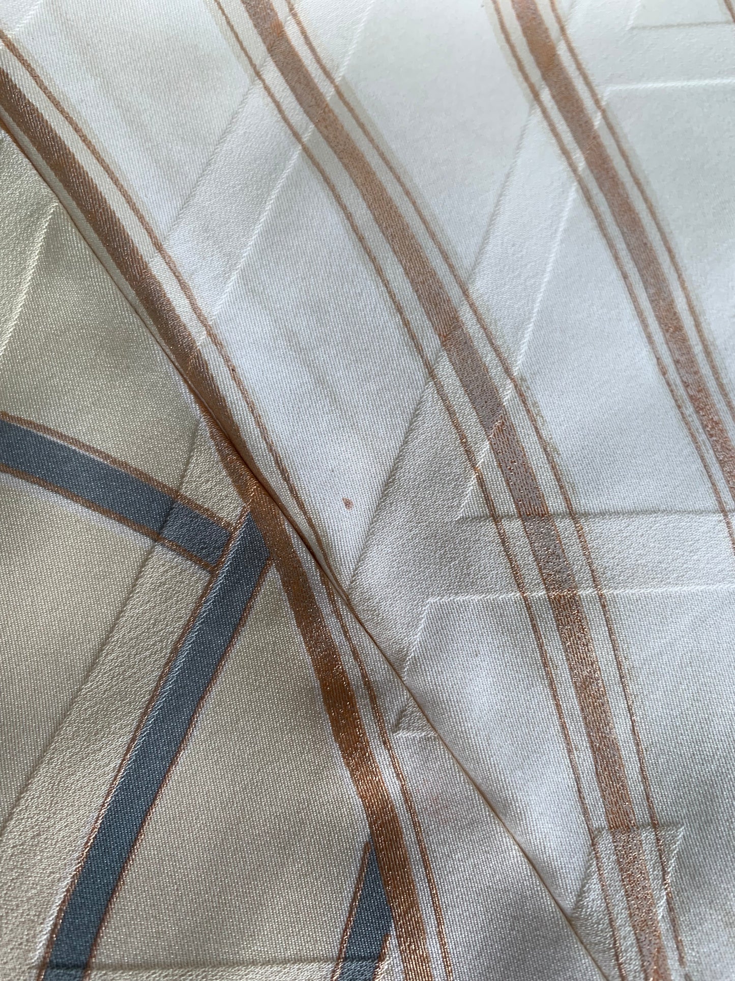 Redefining the Vintage Furisode Collection "FRI015"
