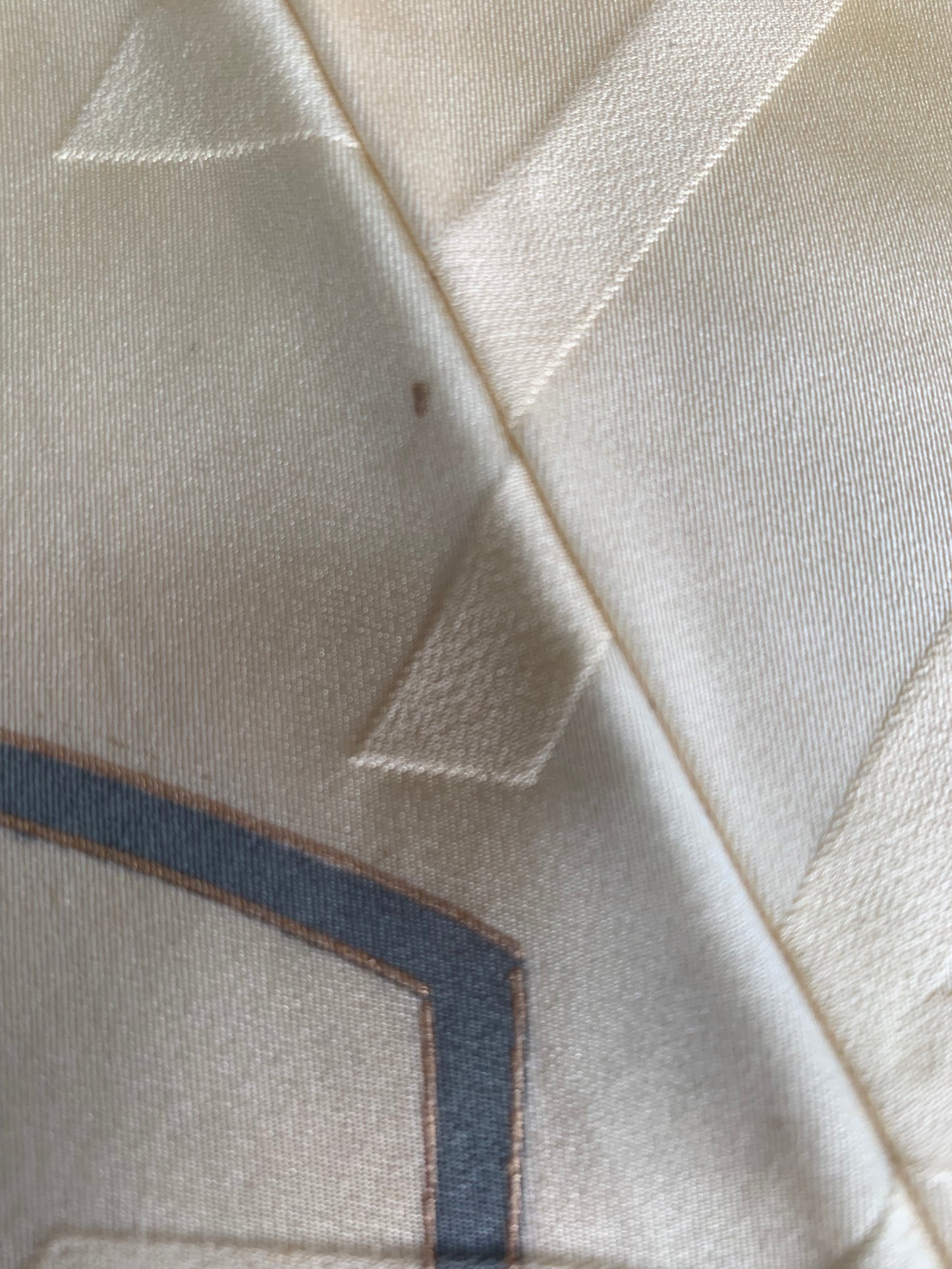 Redefining the Vintage Furisode Collection "FRI015"